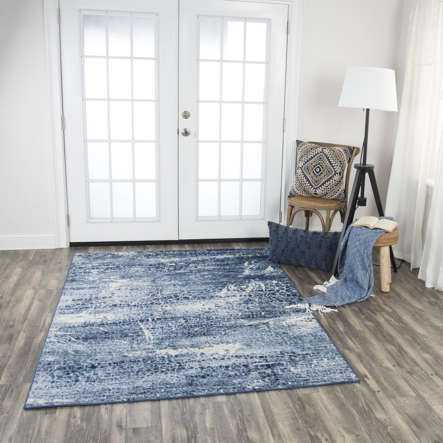 Encore EN7262 Blue Power Loomed Rug - Rizzy