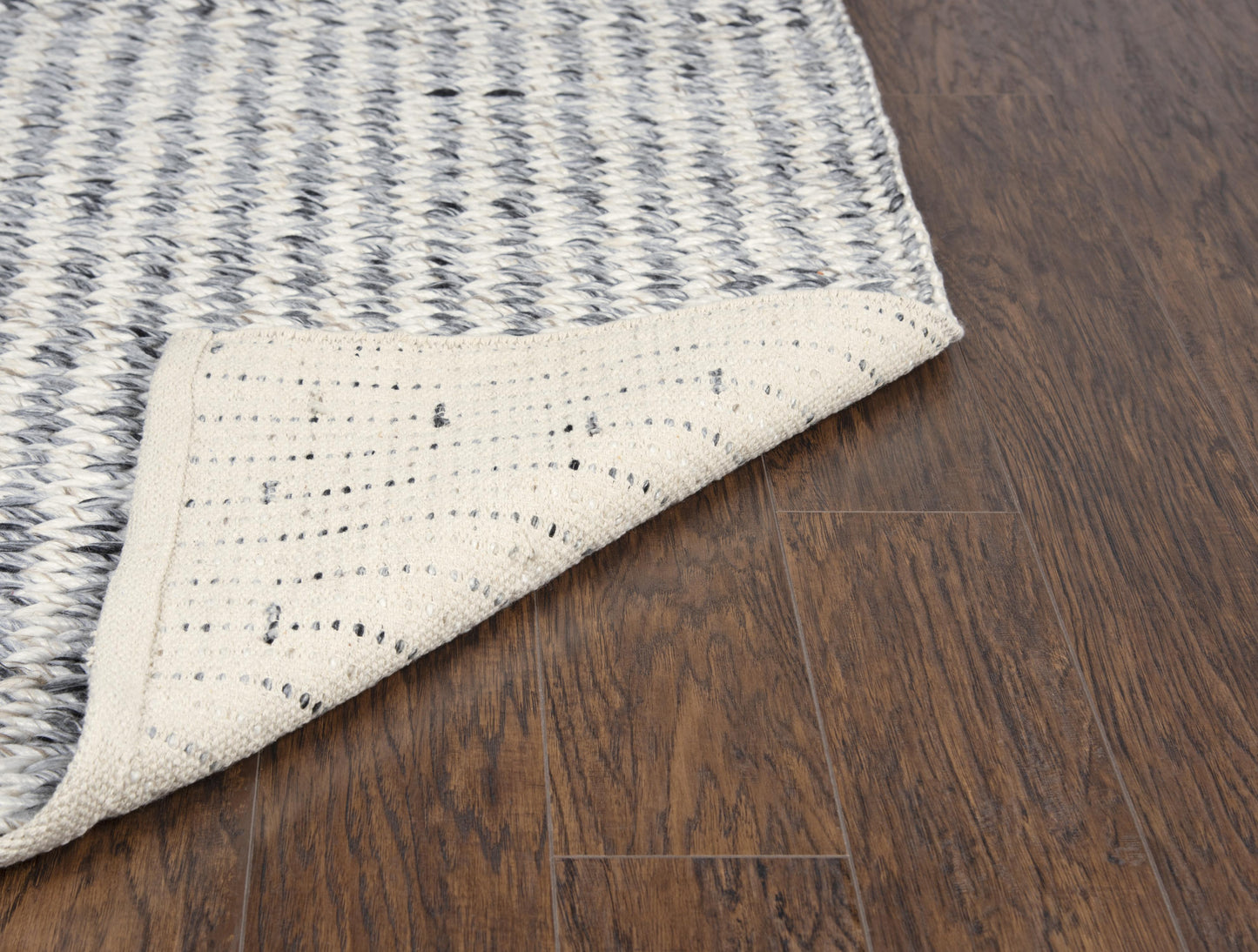 Ewe Complete me EWE103 Beige/Gray Hand-Woven Rug - Rizzy