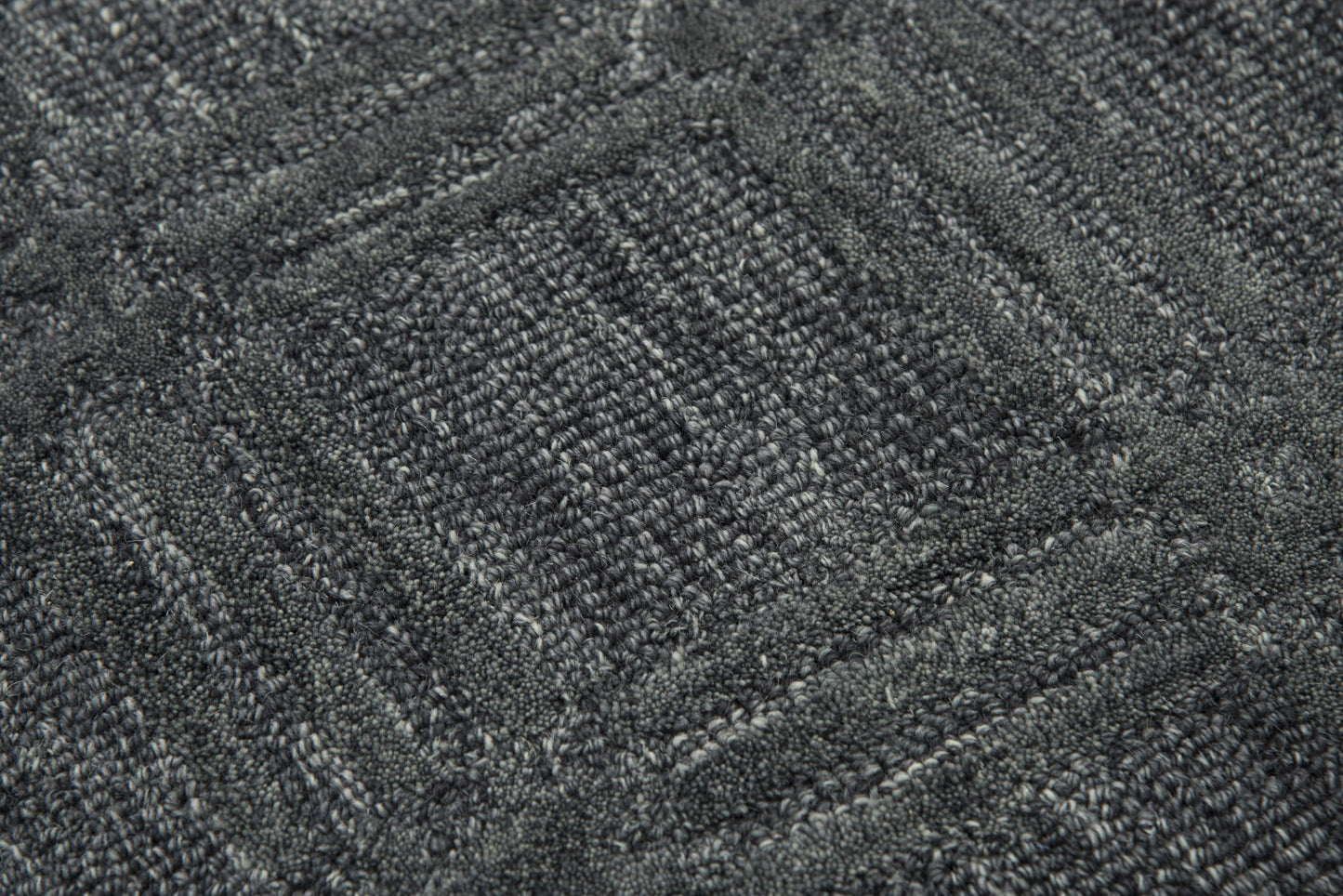 Fifth Avenue FA136B Dark Gray Hand-Tufted Rug - Rizzy