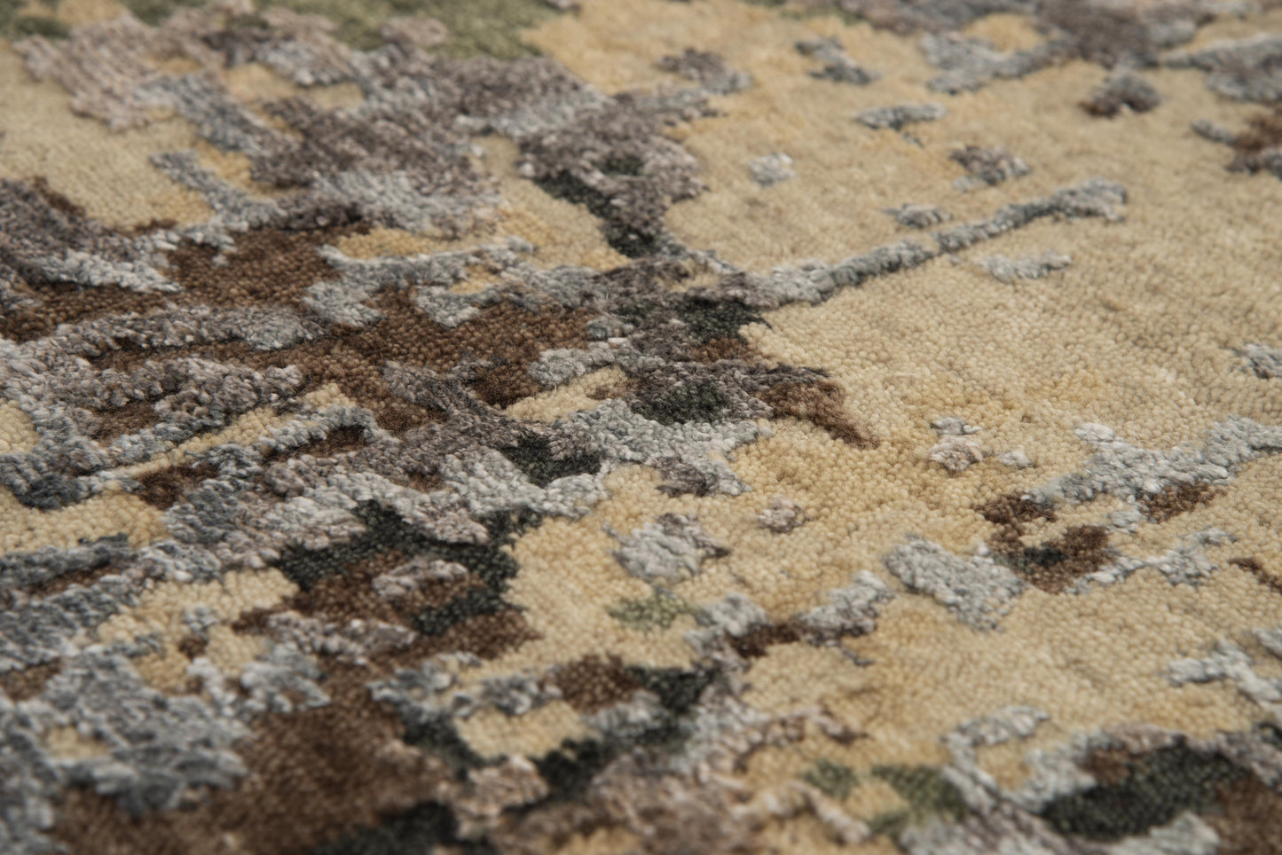Finesse FIN101 Beige/Brown Hand Knotted Rug - Rizzy