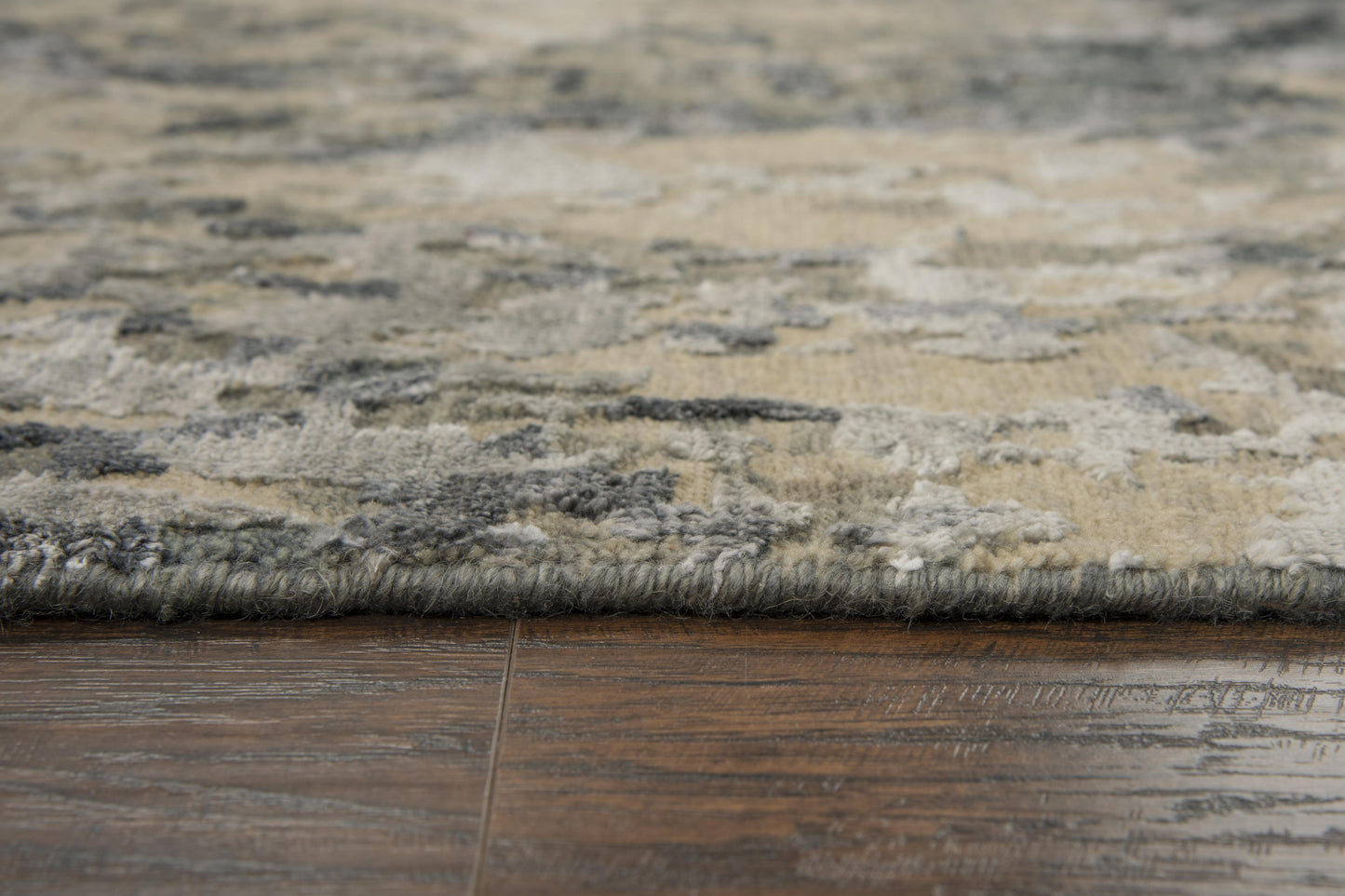 Finesse FIN106 Beige/Gray Hand Knotted Rug - Rizzy
