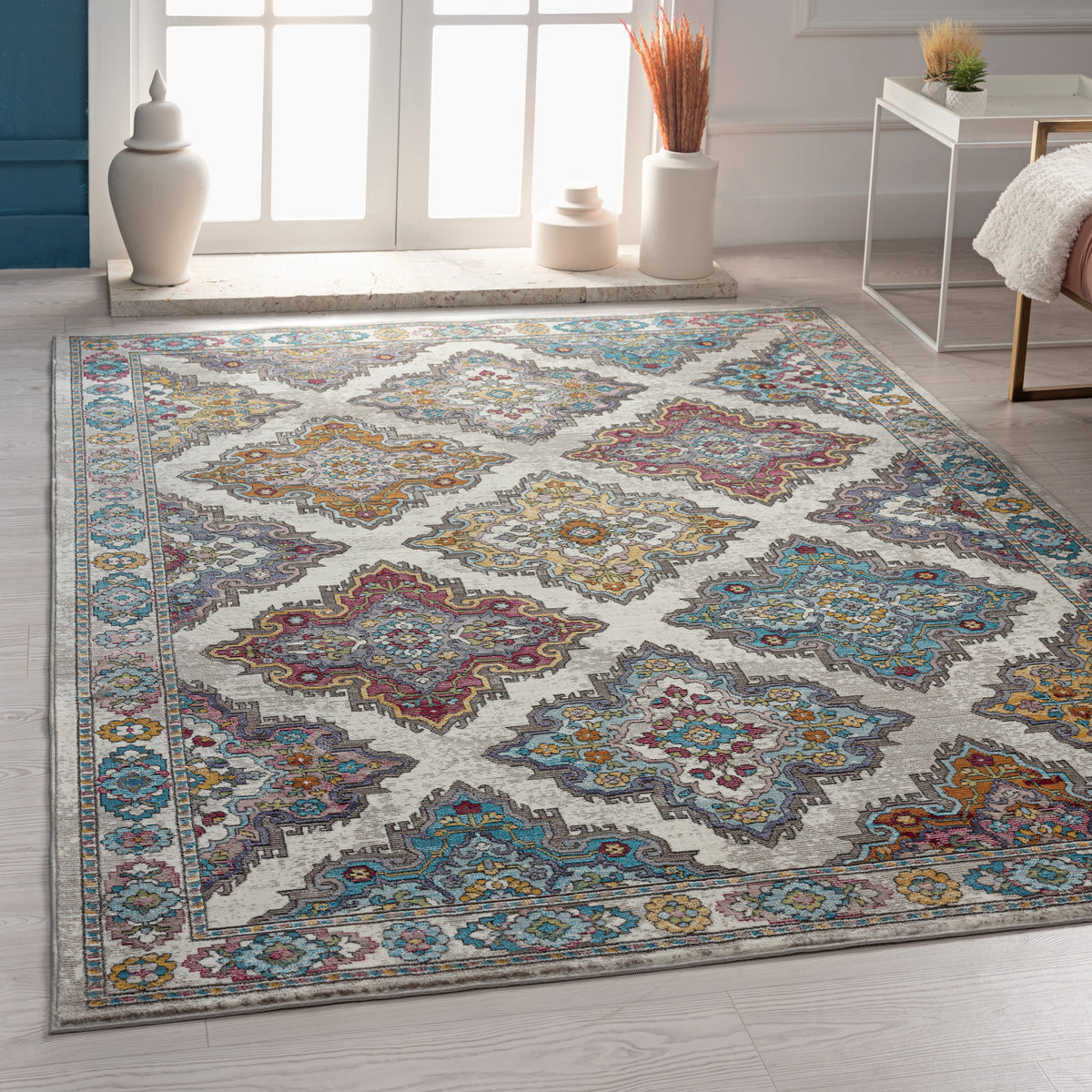 Mosaic Renaissance Traditional Gala Area Rug - color swatch