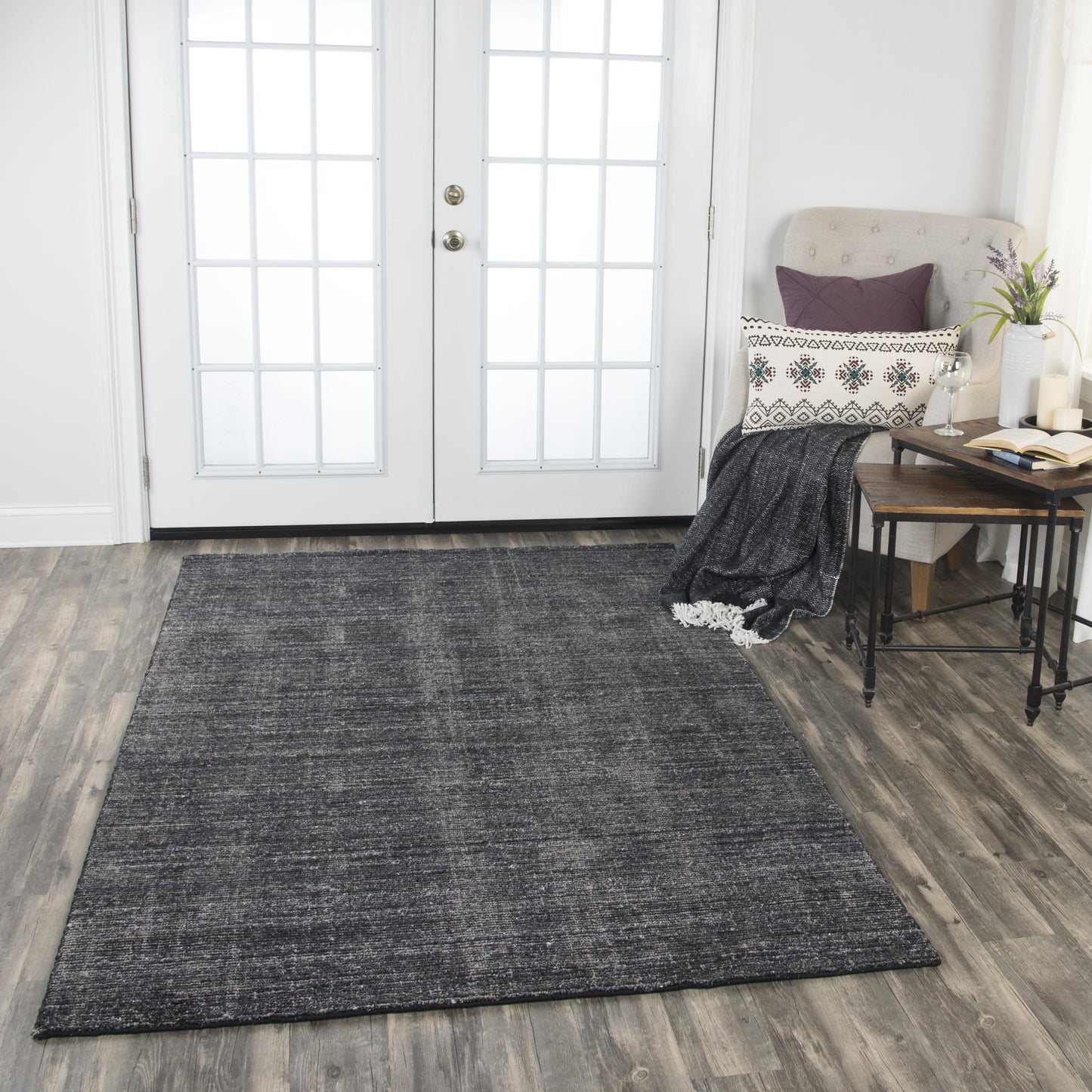 Grand Haven GH724A Black Hand-Loomed Rug - Rizzy