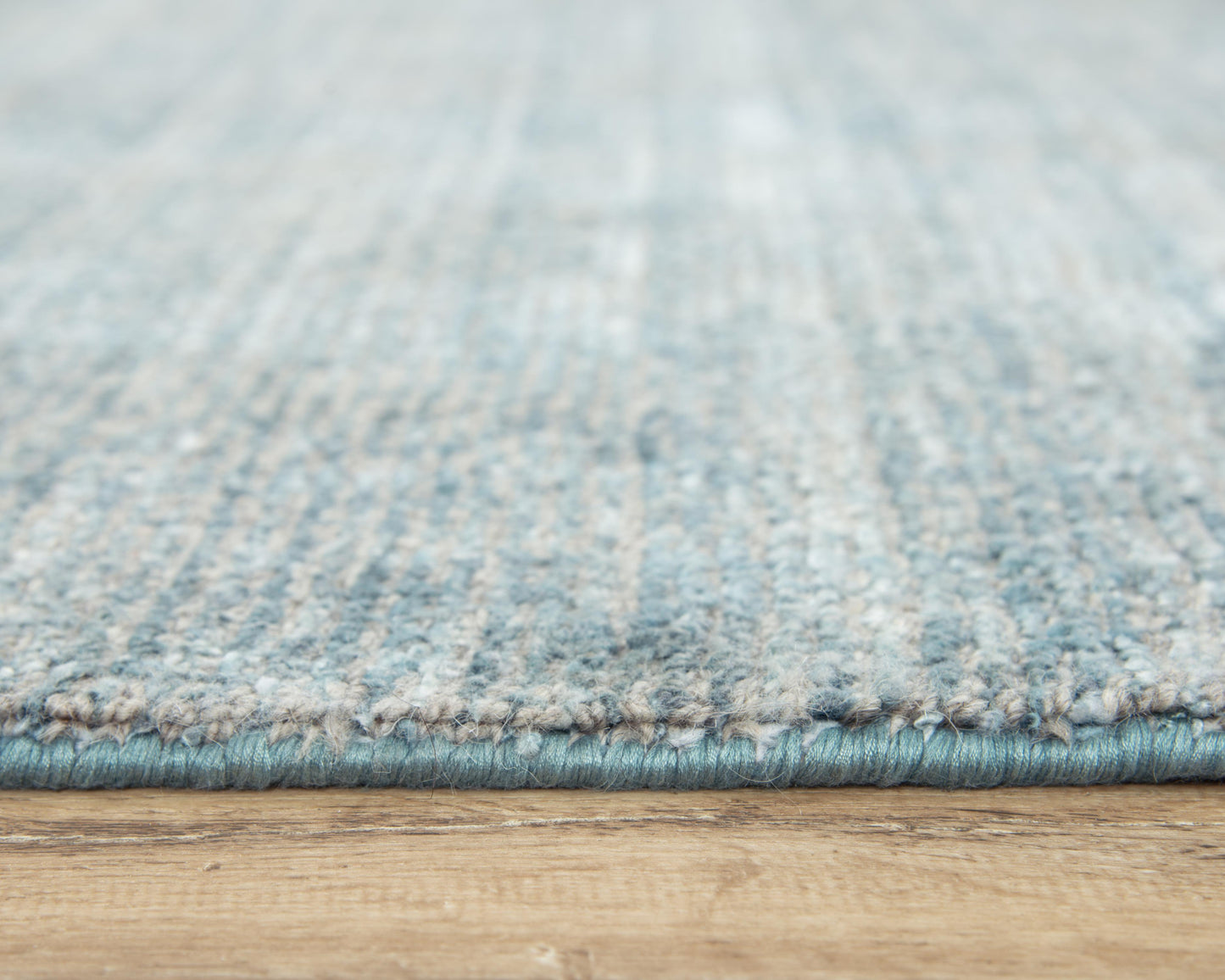 Grand Haven GH725A Aqua/Blue Hand-Loomed Rug - Rizzy