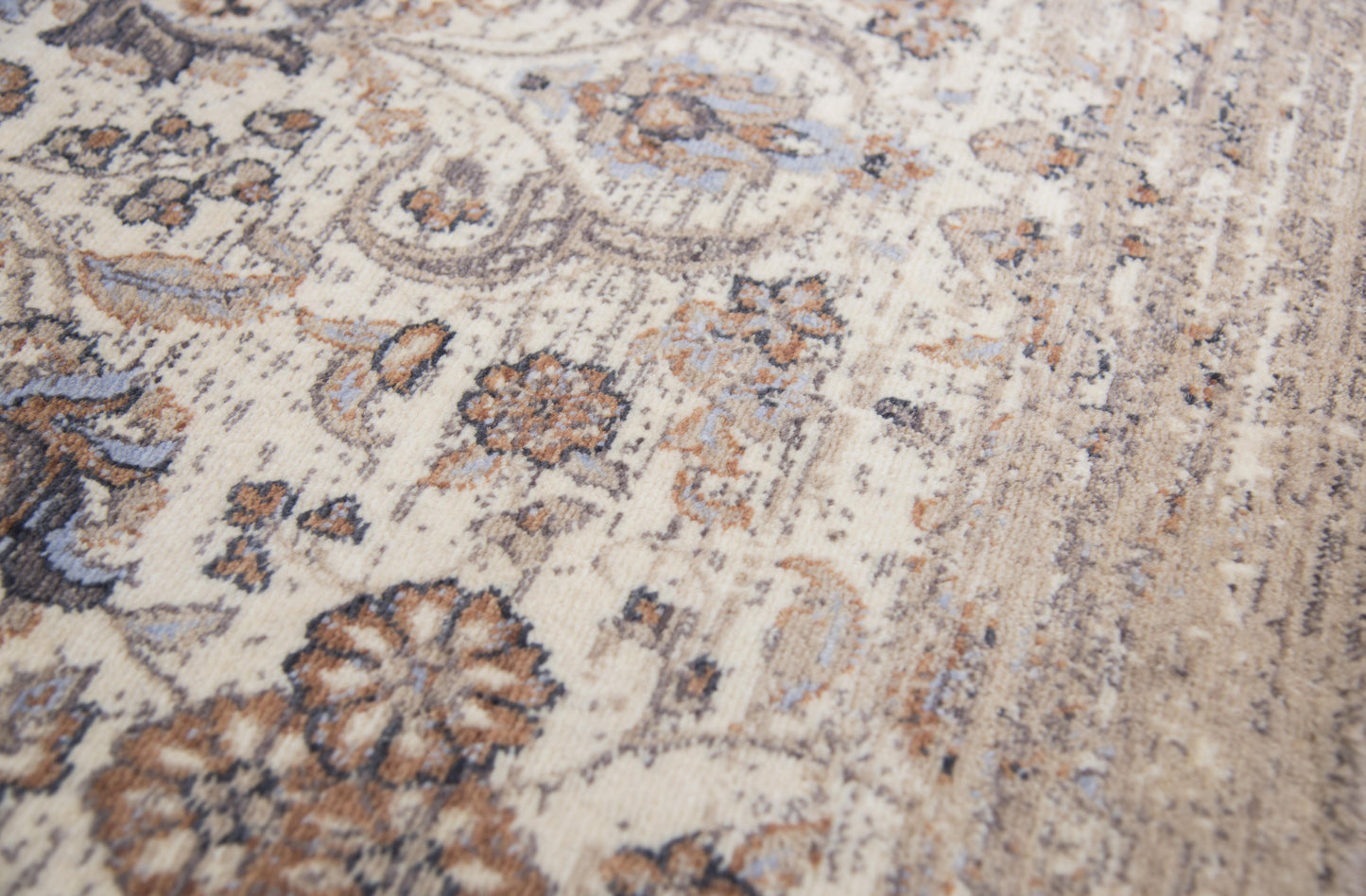 Gossamer GS6764 Beige Hybrid Rug - Rizzy