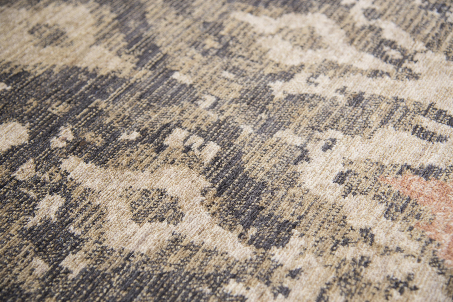 Gossamer GS6795 Brown Hybrid Rug - Rizzy