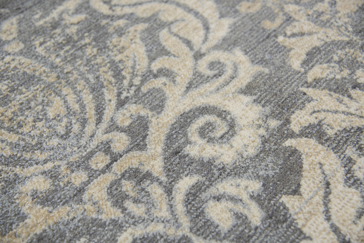 Gossamer GS7220 Dark Gray Hybrid Rug - Rizzy