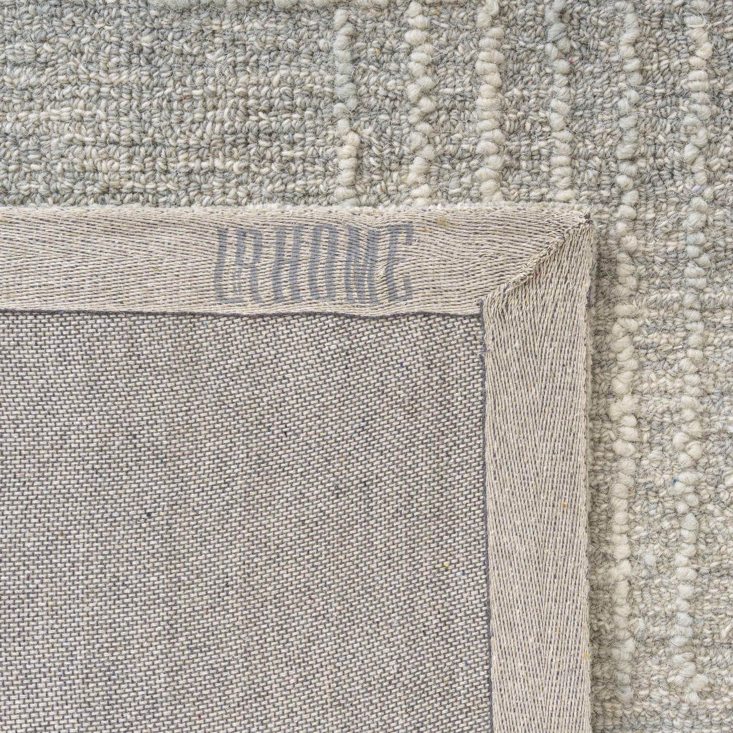 Haze-82447 Casual Hand-Tufted Light Gray/ Ivory Cotton Indoor Area Rug - LR Home