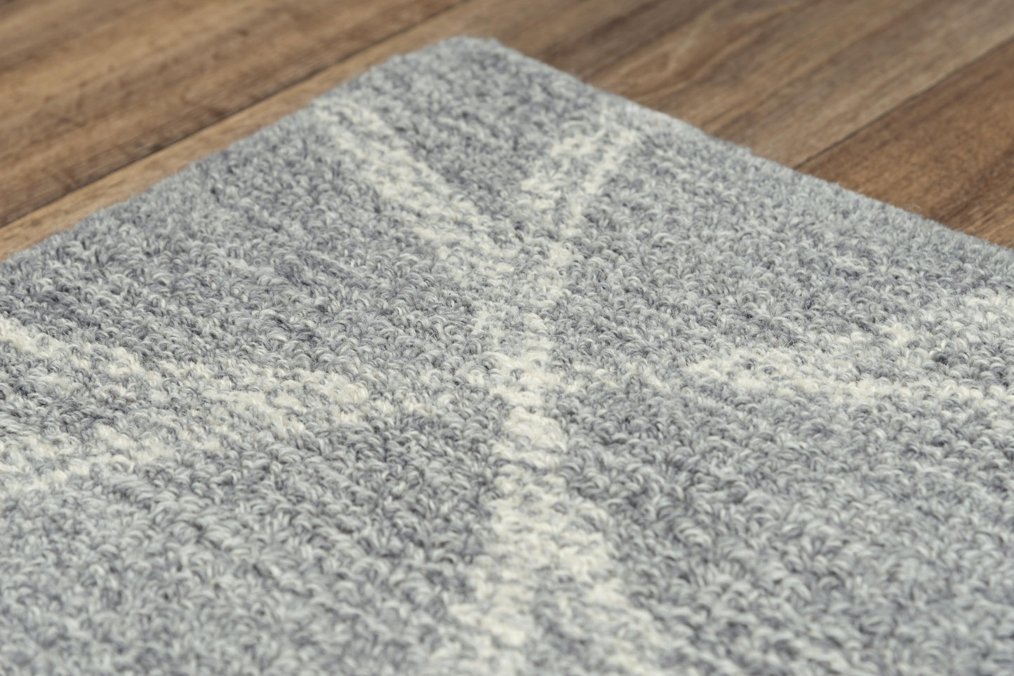 Harmony HMY979 Gray Hand-Tufted Rug - Rizzy
