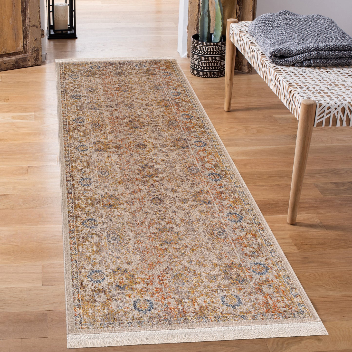 Holi-81775 Traditional Power-Loomed Ivory/Beige/Multi Cotton Indoor Area Rug - LR Home