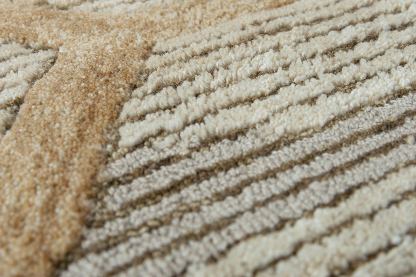 Haven HVN101 Beige Hand-Tufted Rug - Rizzy