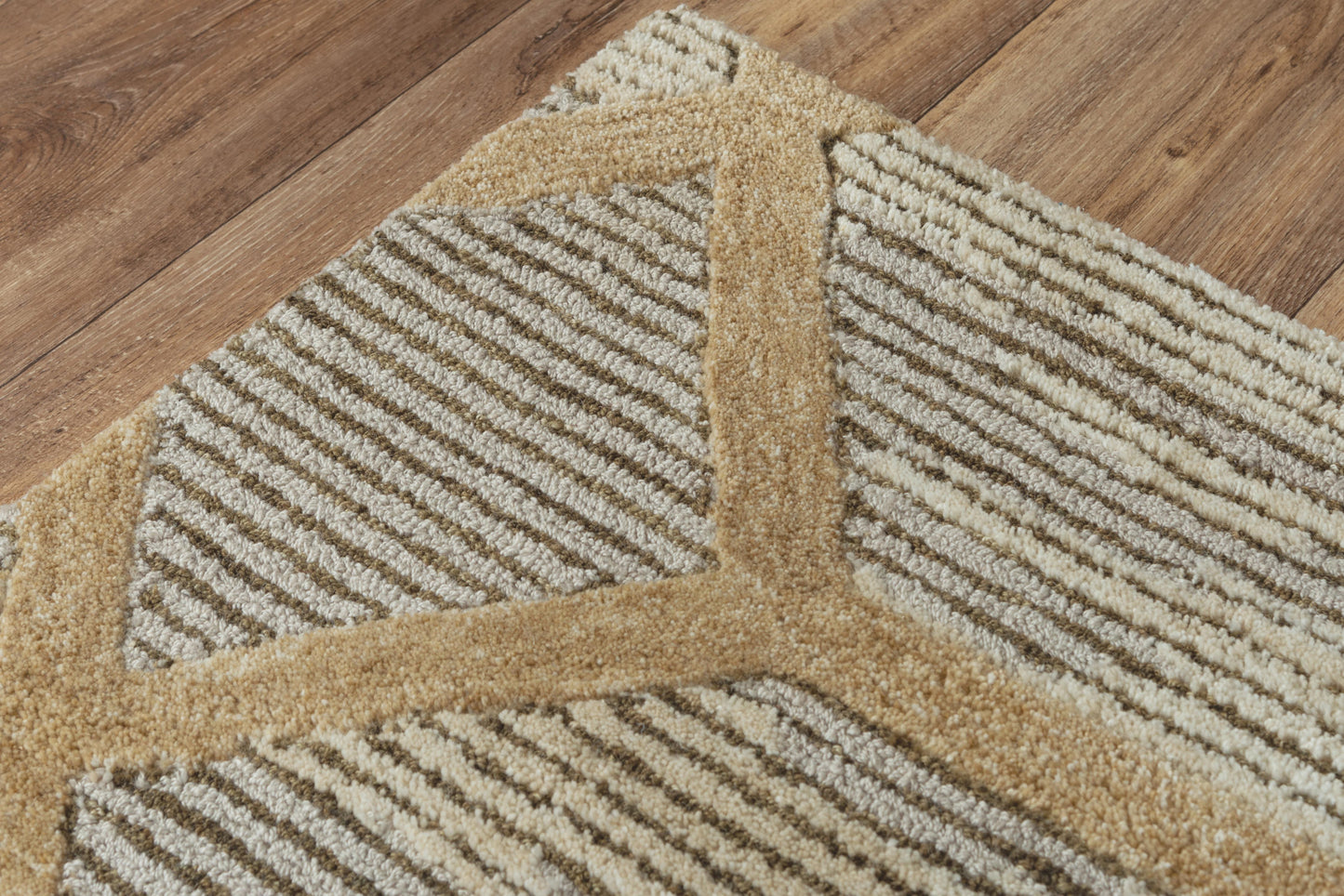 Haven HVN101 Beige Hand-Tufted Rug - Rizzy