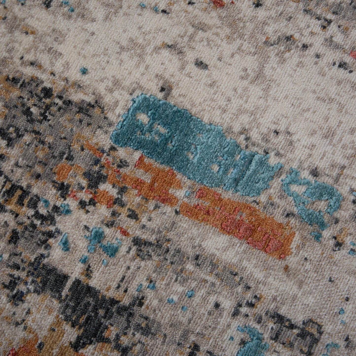 Intrigue ITG145 Beige Hybrid Rug - Rizzy