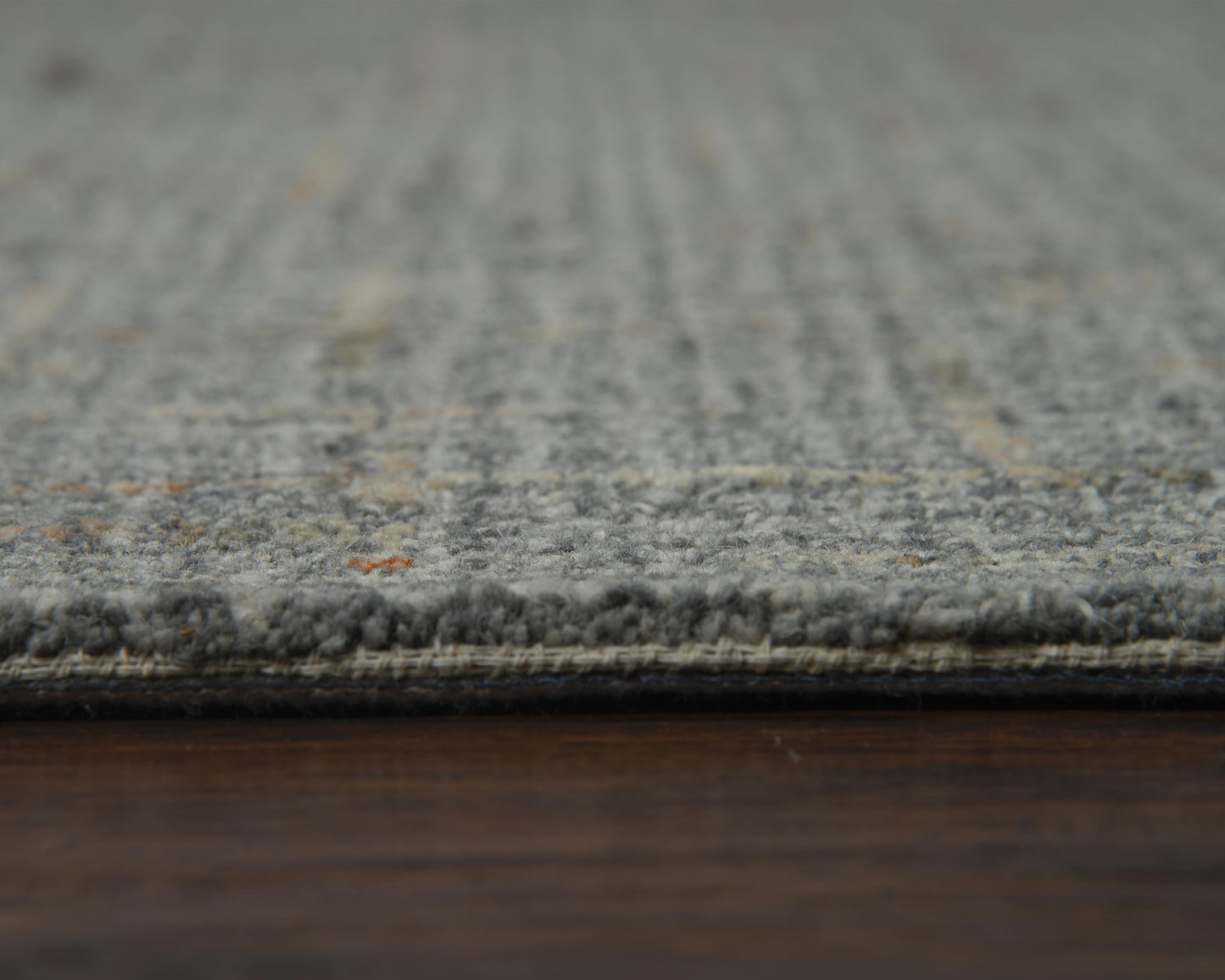 Ironwood IWD101 Gray Hand-Tufted Rug - Rizzy