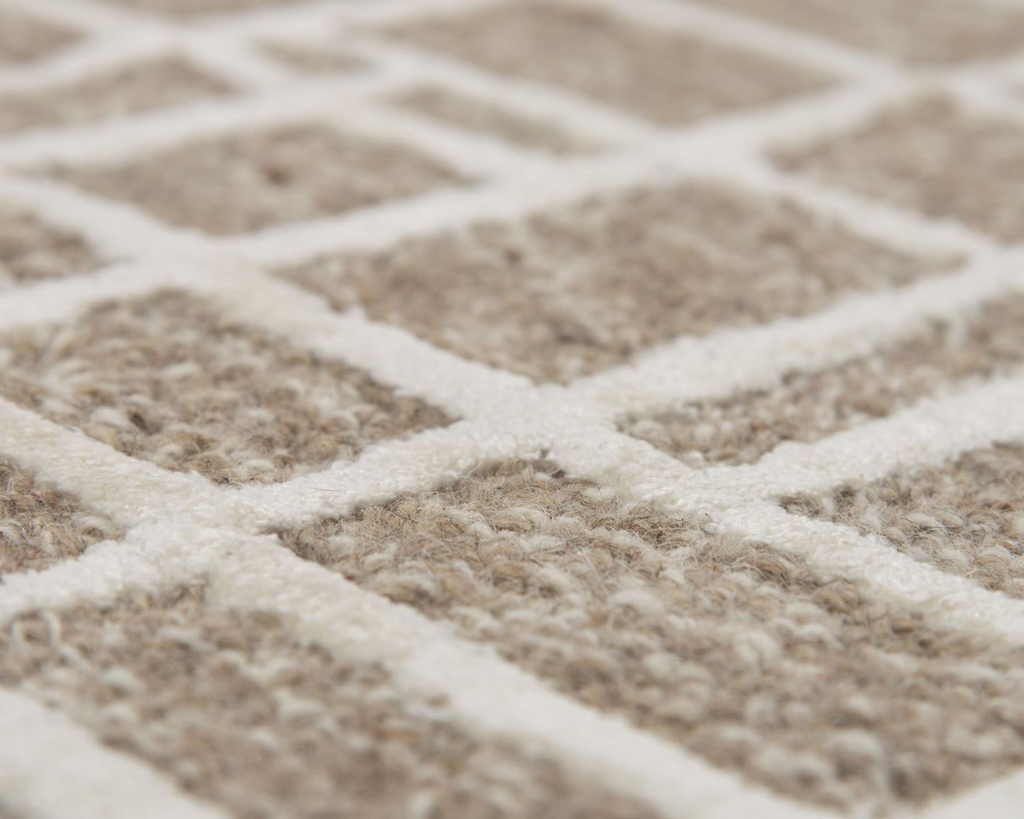 Jazz JZZ974 Brown/Natural Hand-Tufted Rug - Rizzy