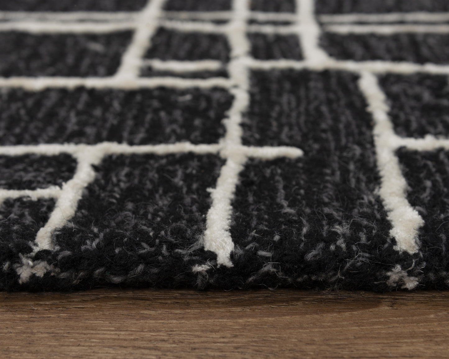 Jazz JZZ976 Black Hand-Tufted Rug - Rizzy