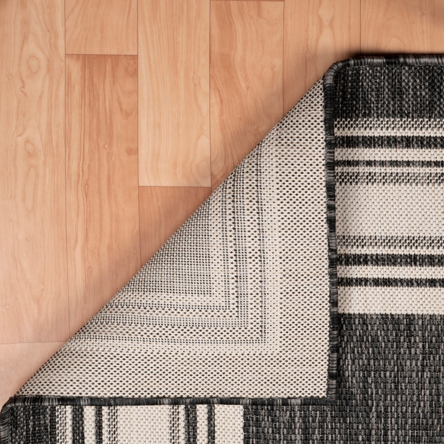 KILIM-81758 Modern/Contemporary Machine Made Anthracite/Gray/White/Cream Poly Blend Indoor/Outdoor Area Rugs - LR Home
