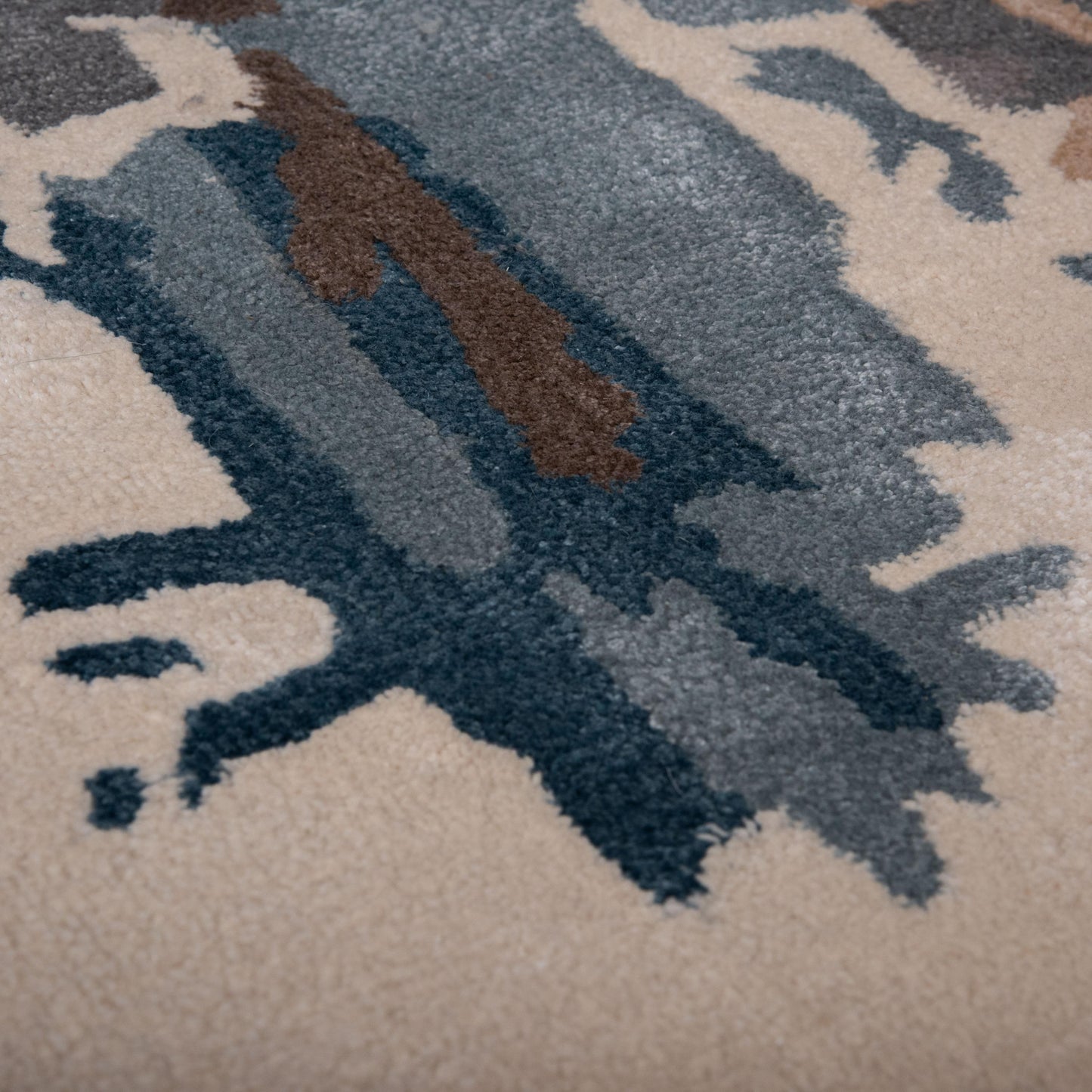 Kinetic KIN532 Blue Hand Tufted Rug - Rizzy