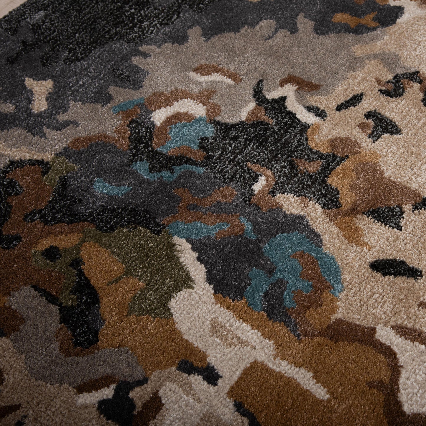Kinetic KIN534 Tan/Multi Hand Tufted Rug - Rizzy