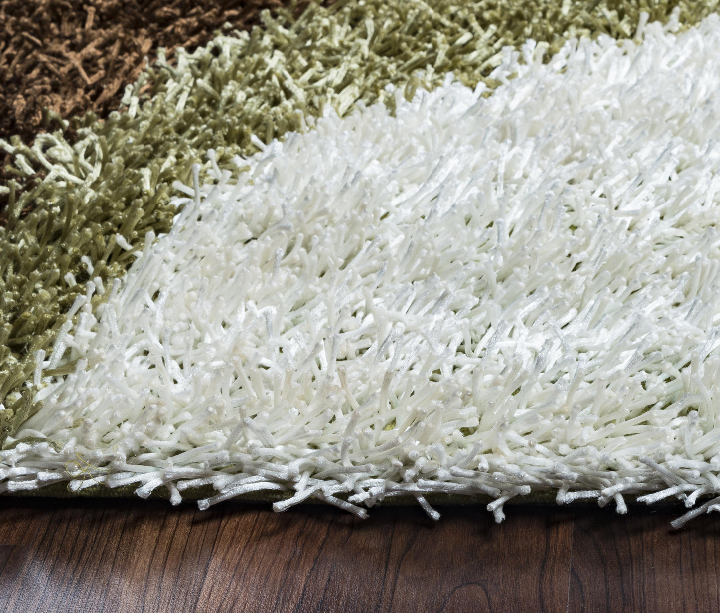 Kempton KM2324 Green Hand-Tufted Rug - Rizzy