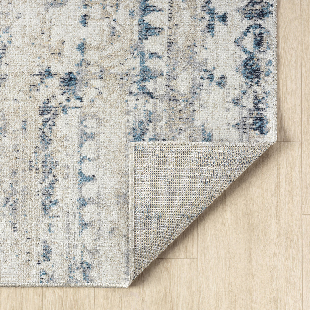 Ivory/Blue Classic Medallion Polyester Washable Indoor Area Rug - back view