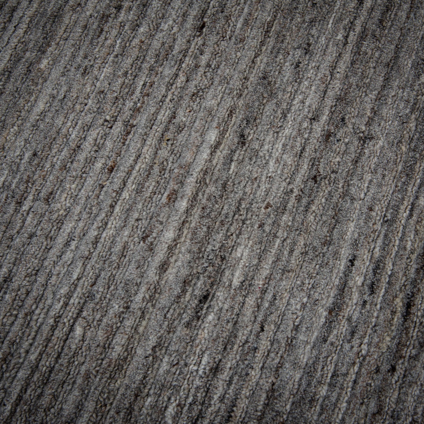 Luxe LUX705 Brown Hand Loomed Rug - Rizzy