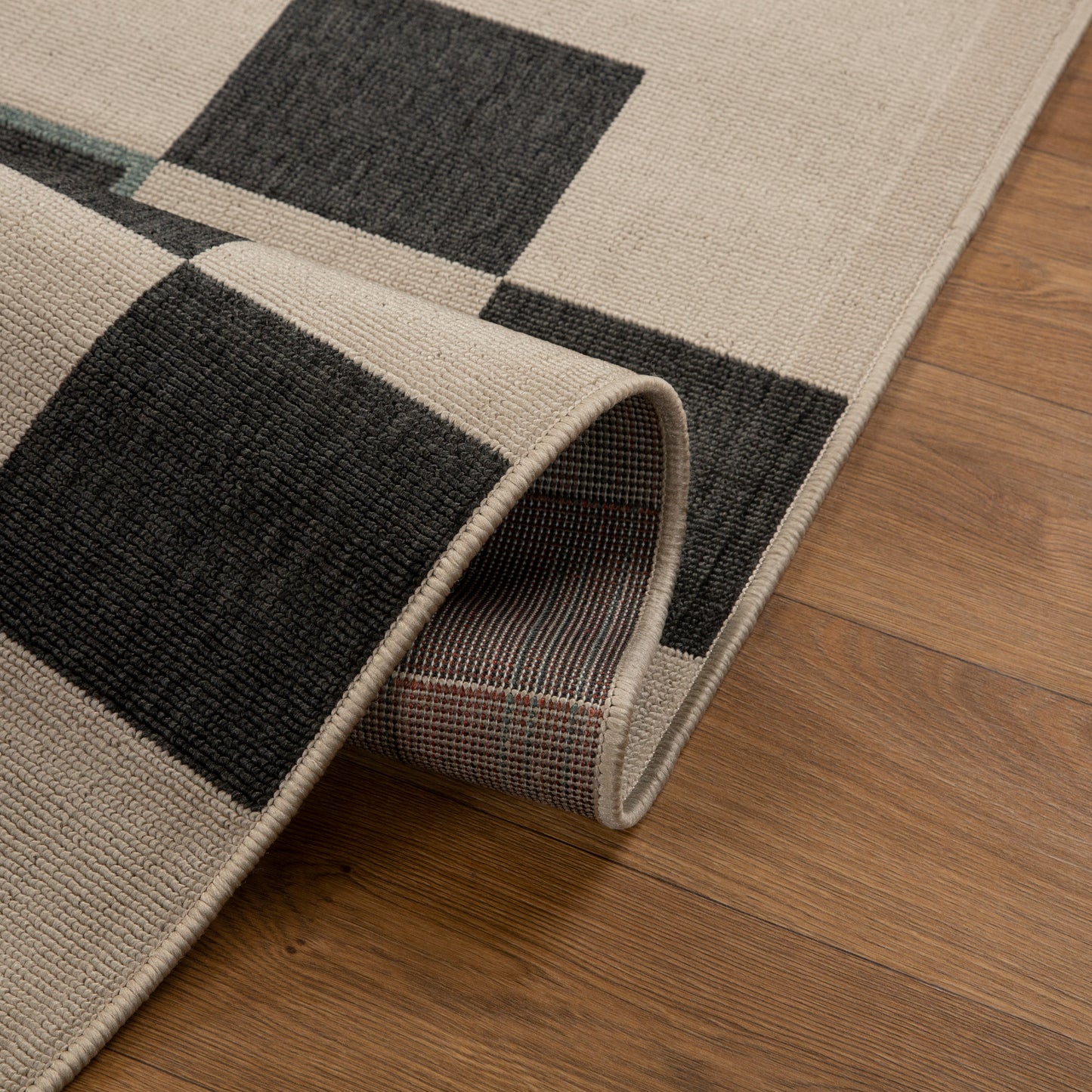Mapa-82501 Bohemian/Eclectic Power-Loomed Black/Ivory Polypropylene Indoor/Outdoor Area Rug - LR Home