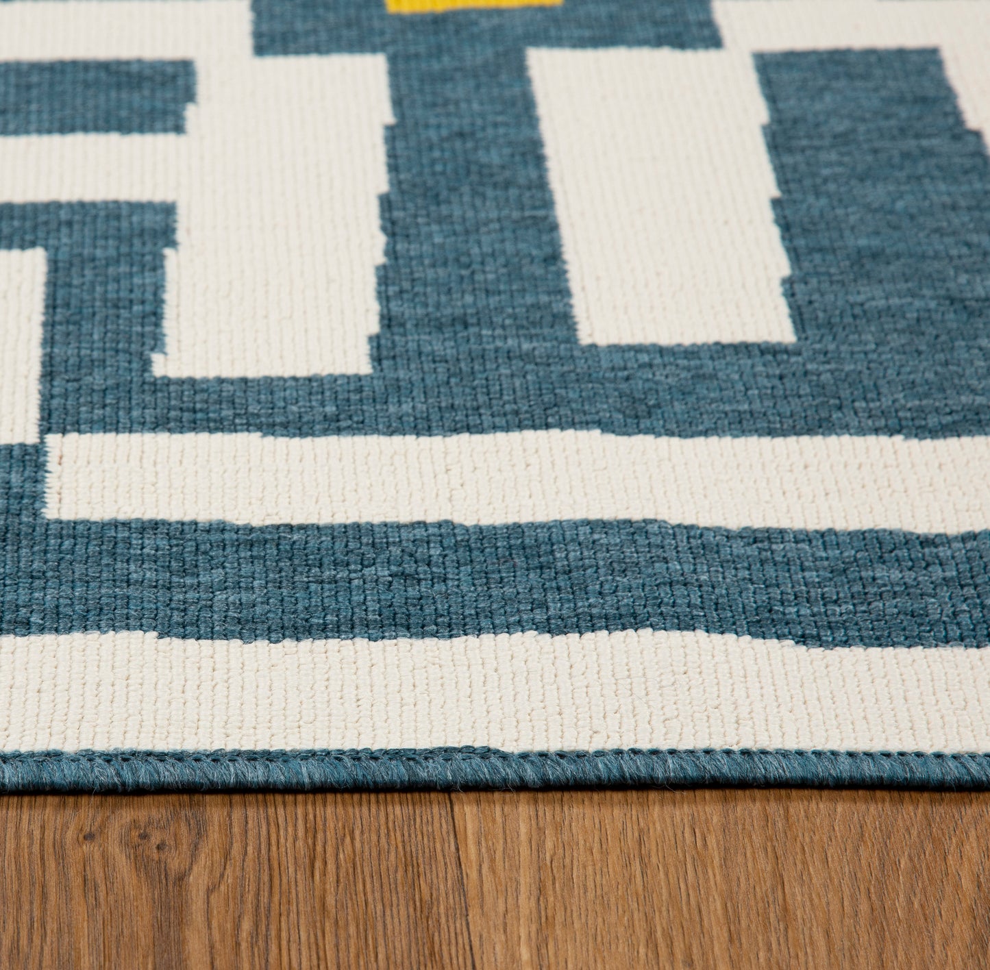 Mapa-82502 Bohemian/Eclectic Power-Loomed Navy/White Polypropylene Indoor/Outdoor Area Rug - LR Home
