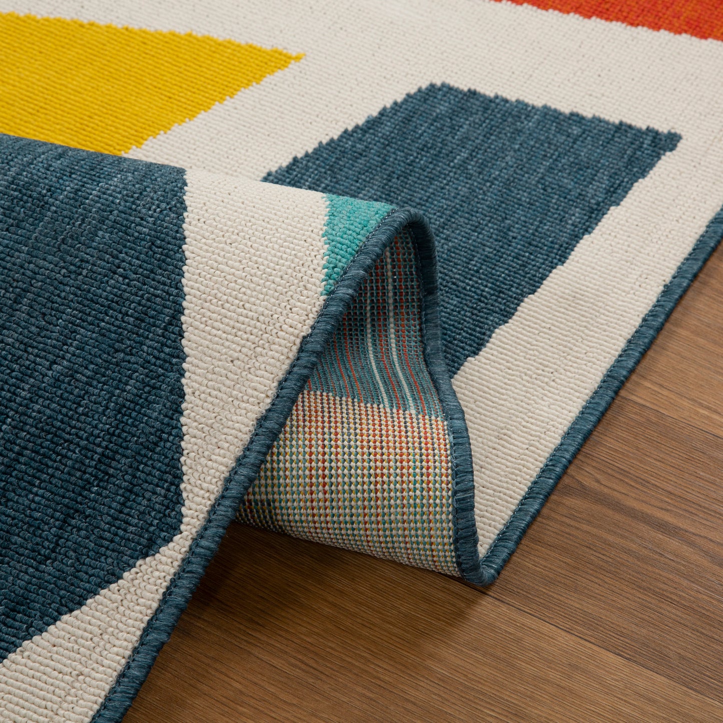 MAPAC-82506 Modern/Contemporary Machine Made White/Multi Polypropylene Indoor/Outdoor Area Rugs - LR Home