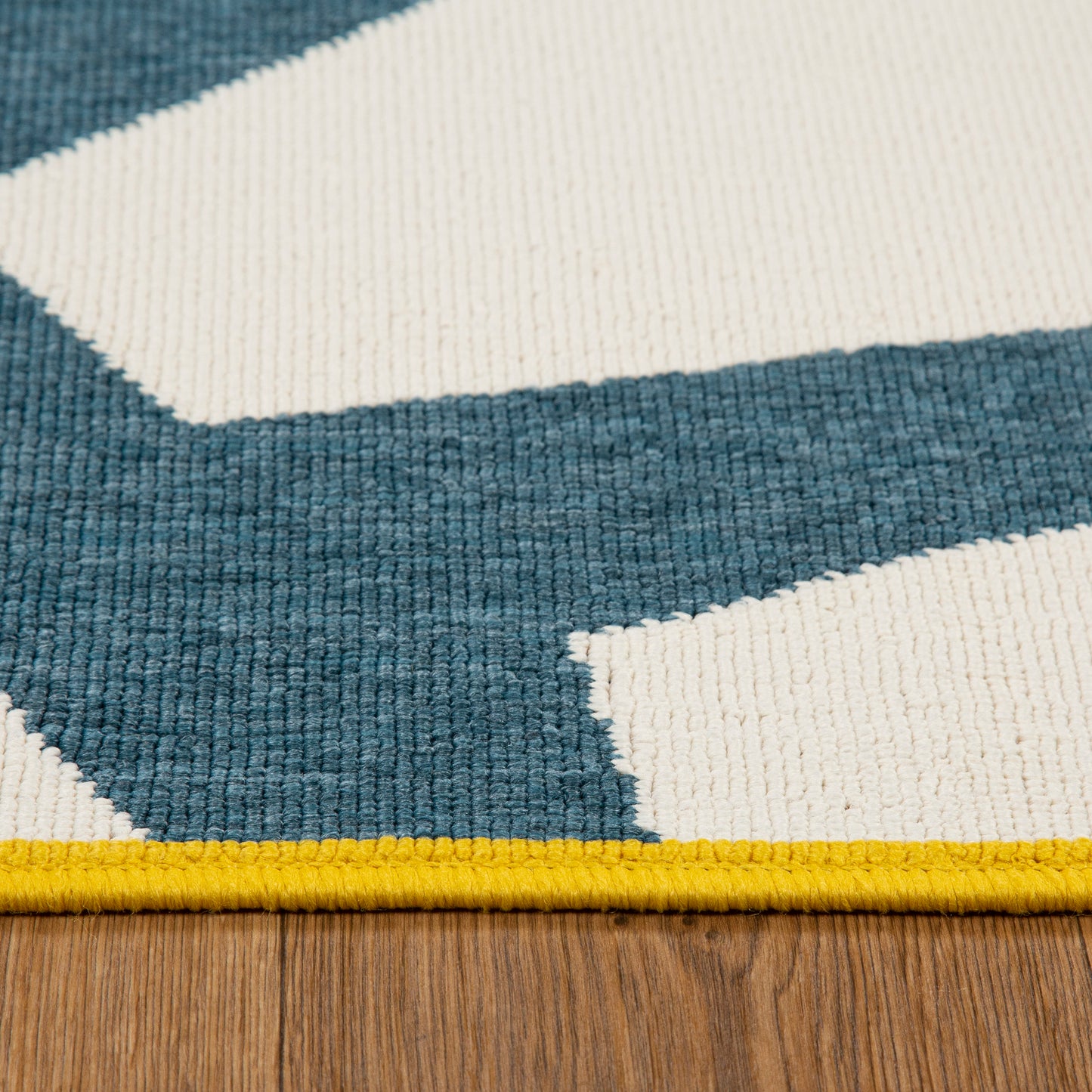 Mapa-82507 Modern Power-Loomed White/Navy Polypropylene Indoor/Outdoor Area Rug - LR Home