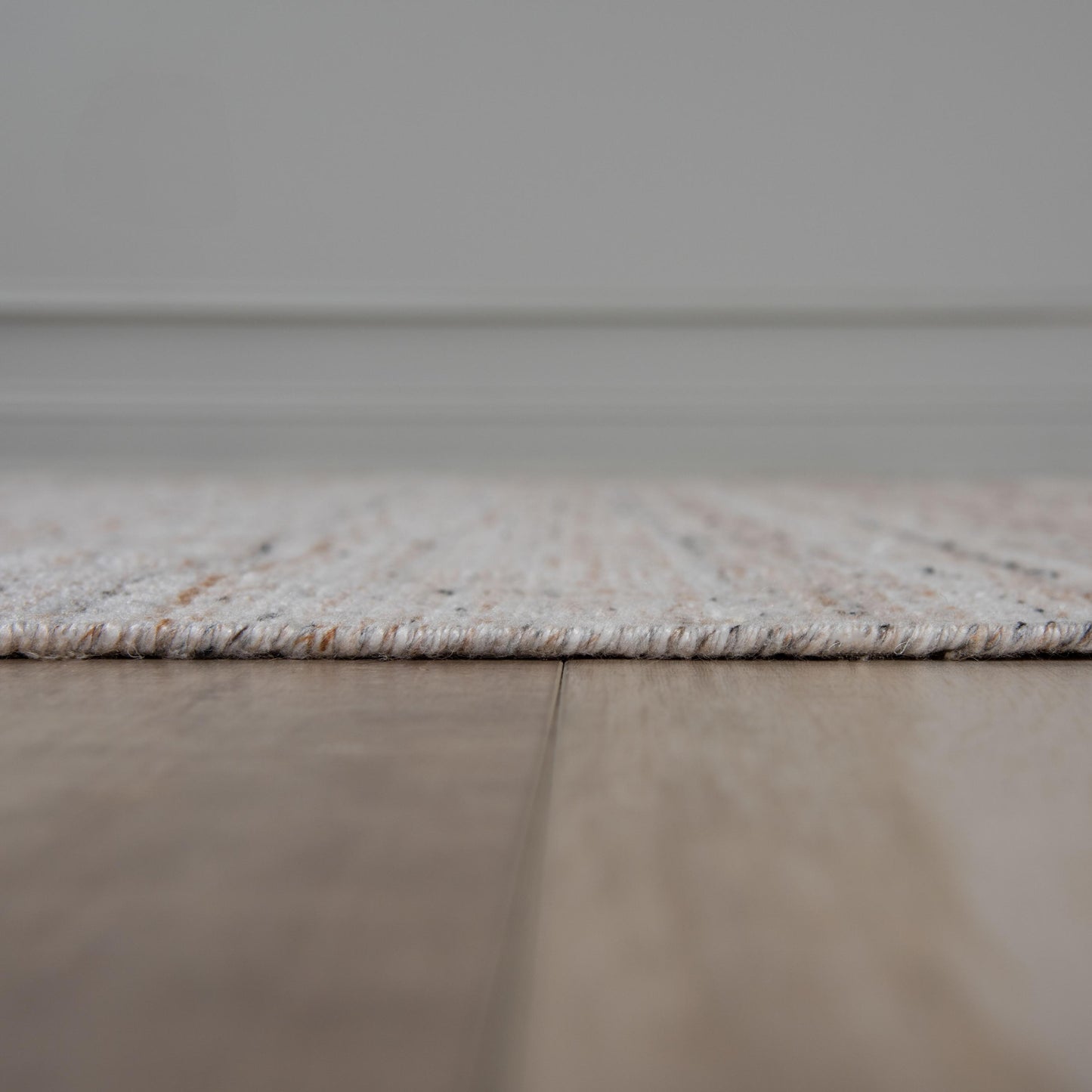 Maddox MDX241 Beige Hand Woven Rug - Rizzy