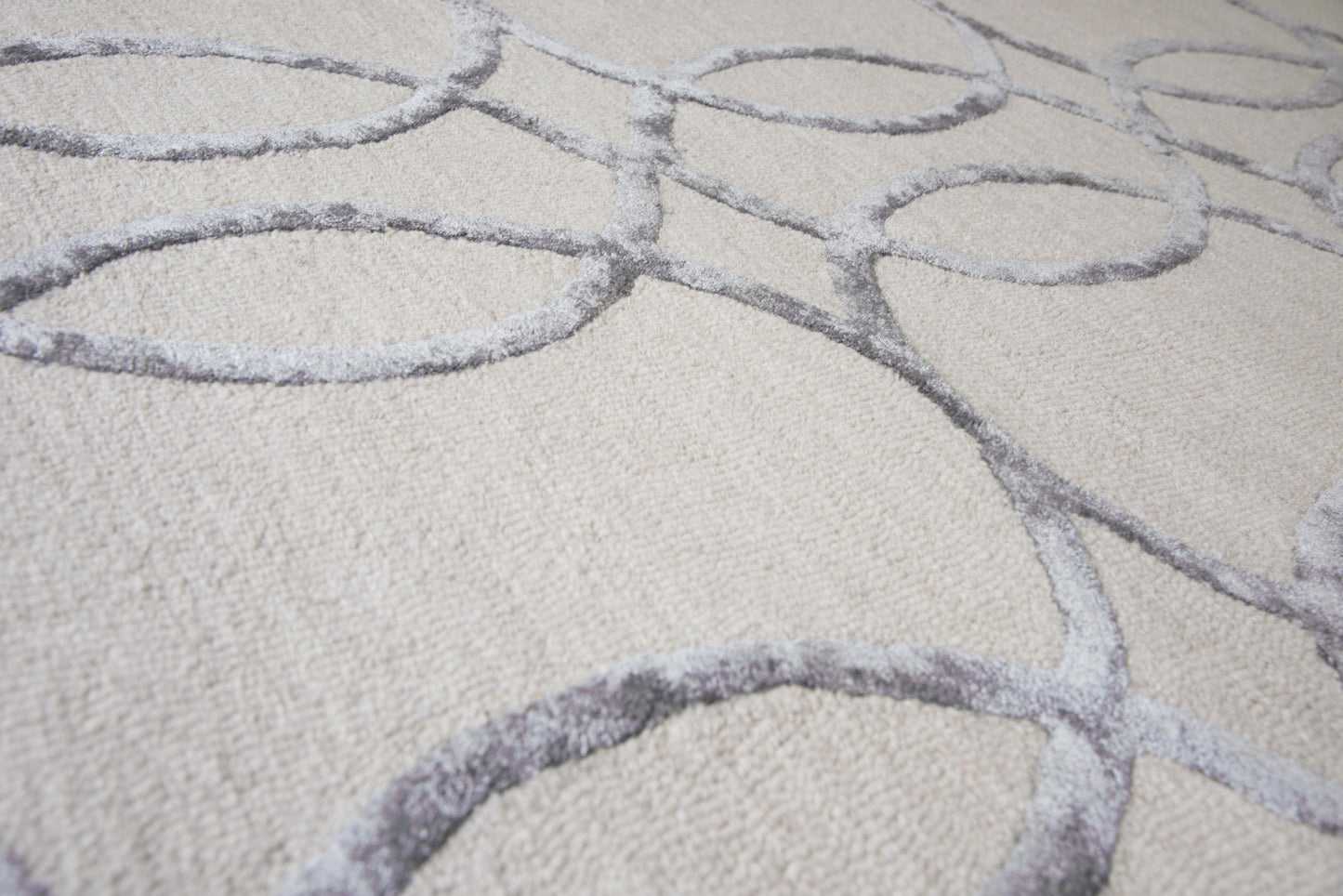 Monroe ME315A Cream Hand-Tufted Rug - Rizzy