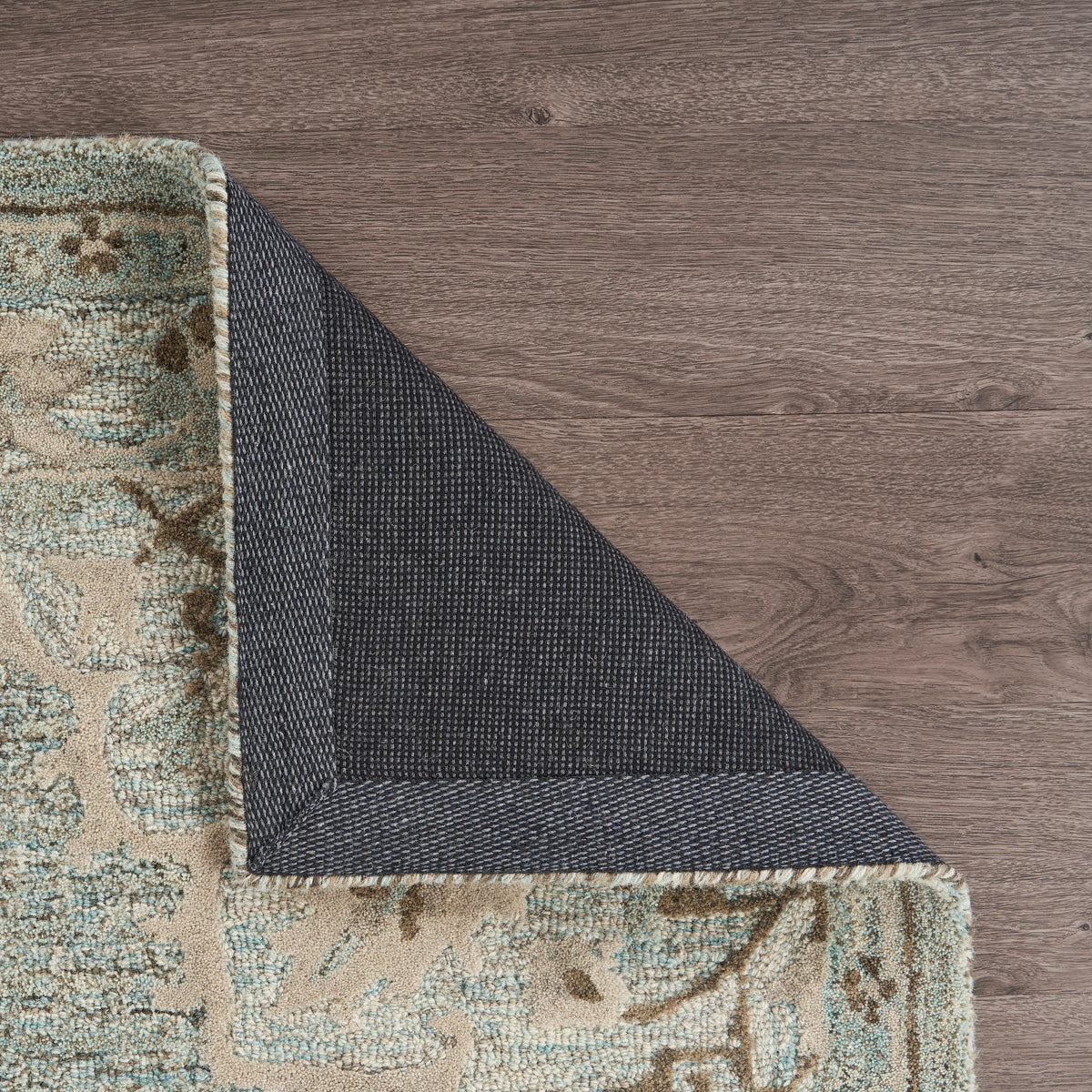 Ivory Medallion Area Rug - corner view