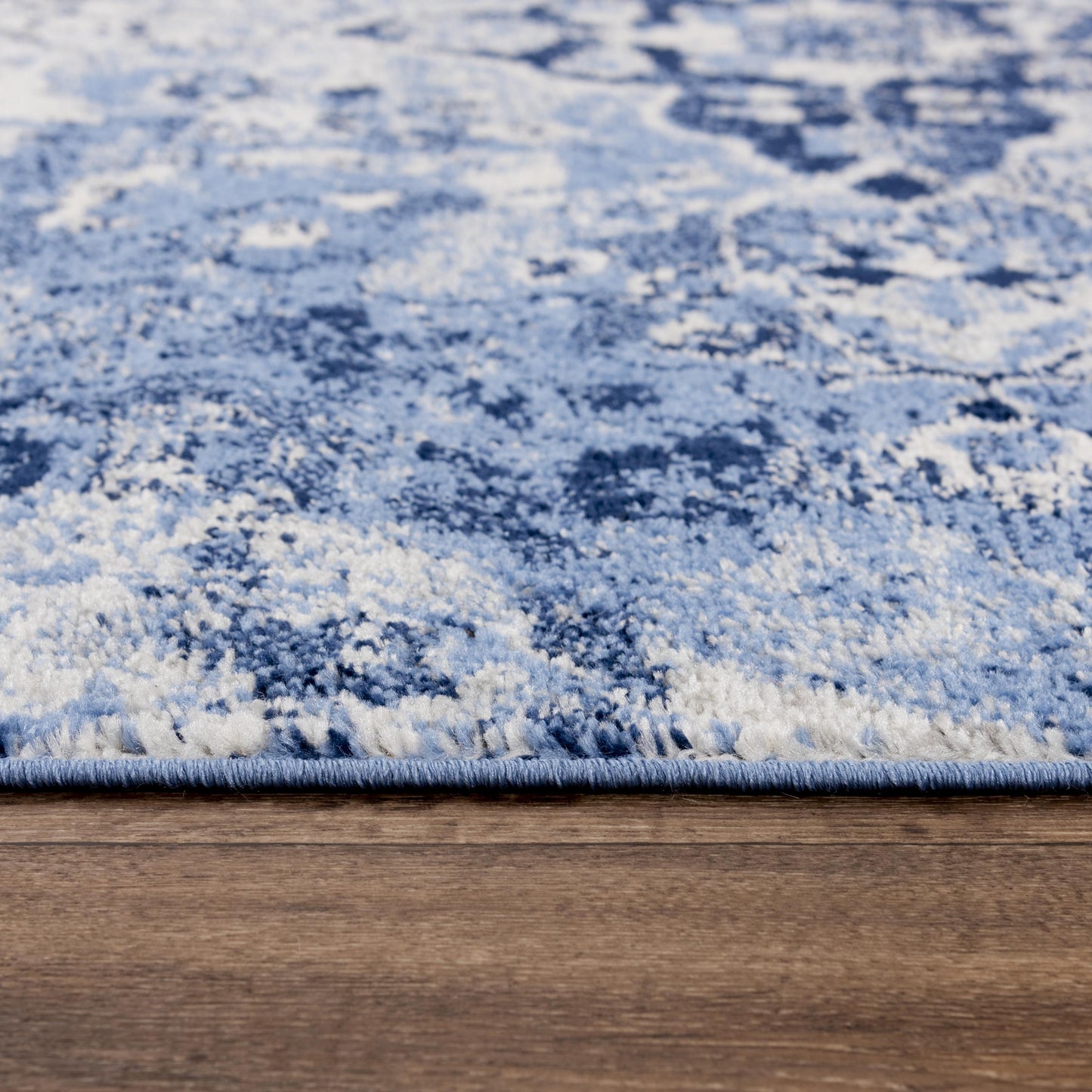 Marquise MRQ846 Blue Machine-Made Rug - Rizzy