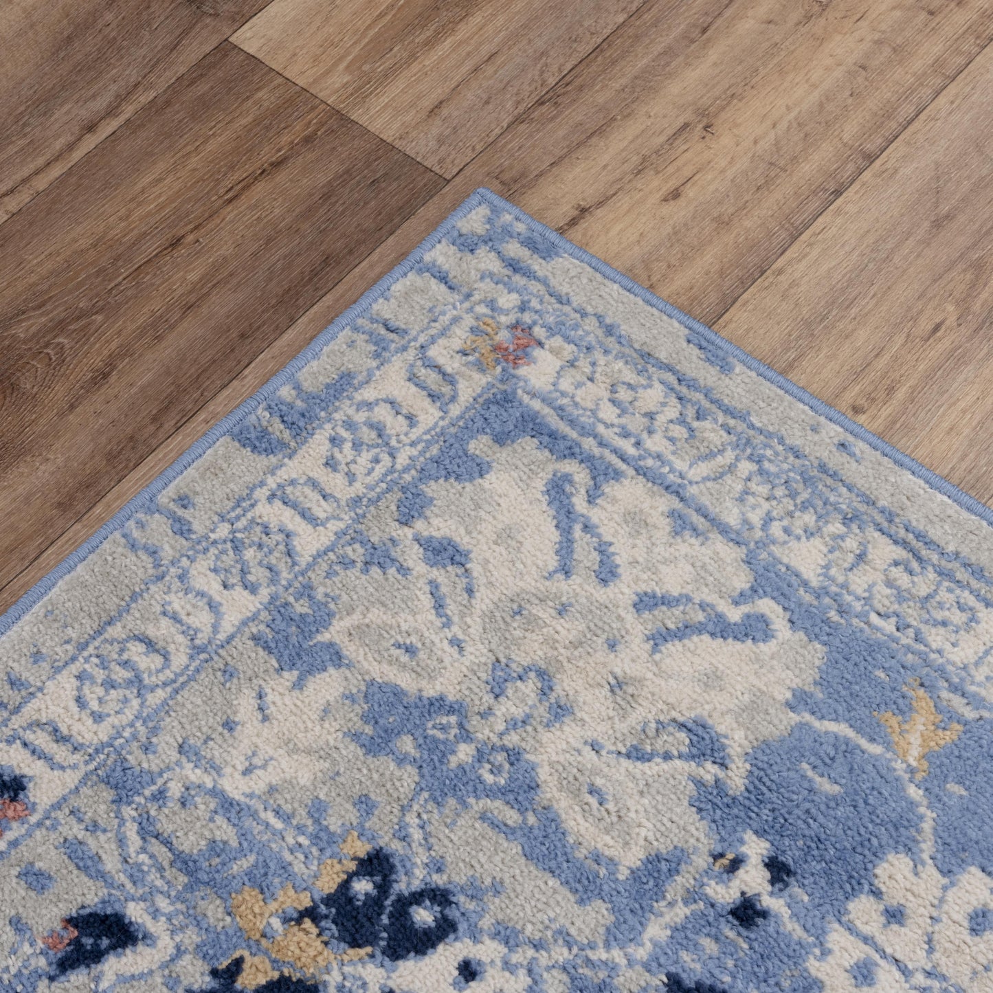 Marquise MRQ848 L. Blue Machine-Made Rug - Rizzy