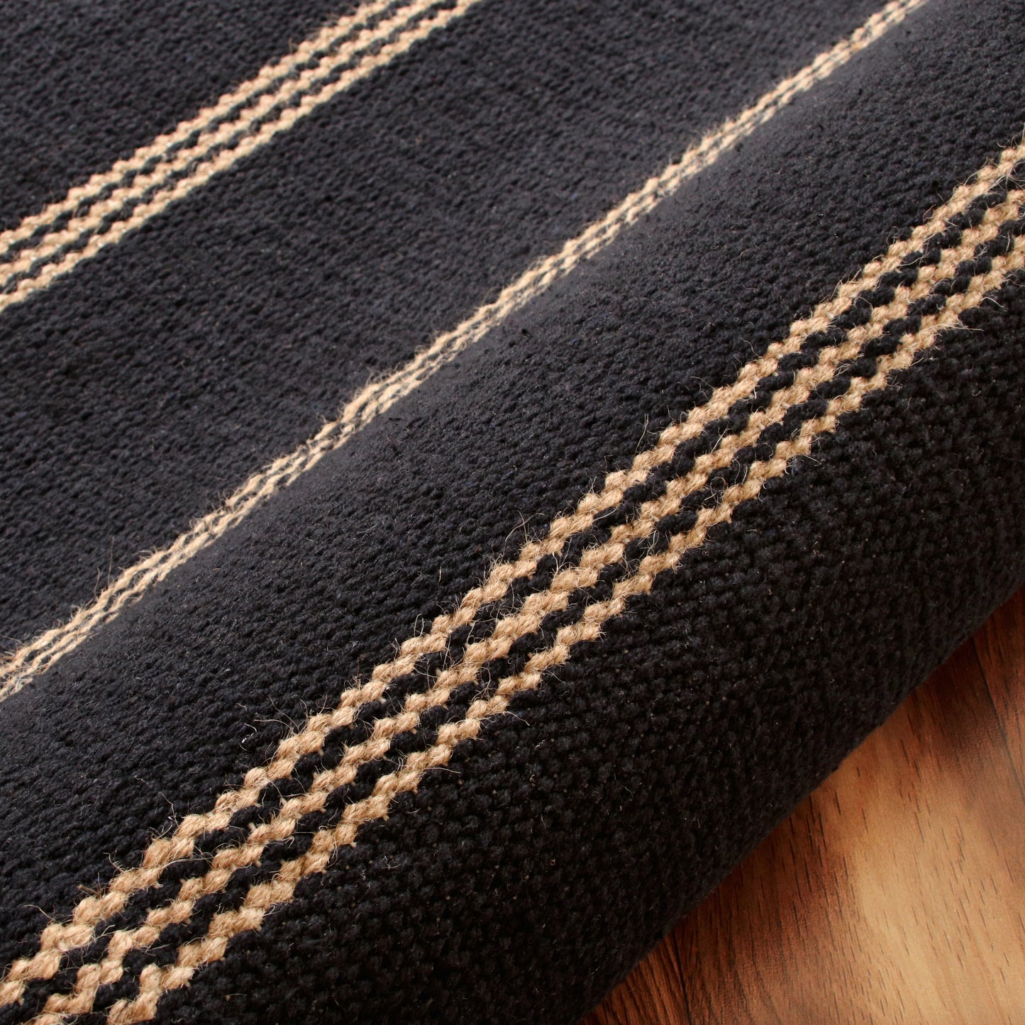 Hampton-03395 Coastal Hand-Woven Black/Tan Cotton Indoor Area Rug - LR Home