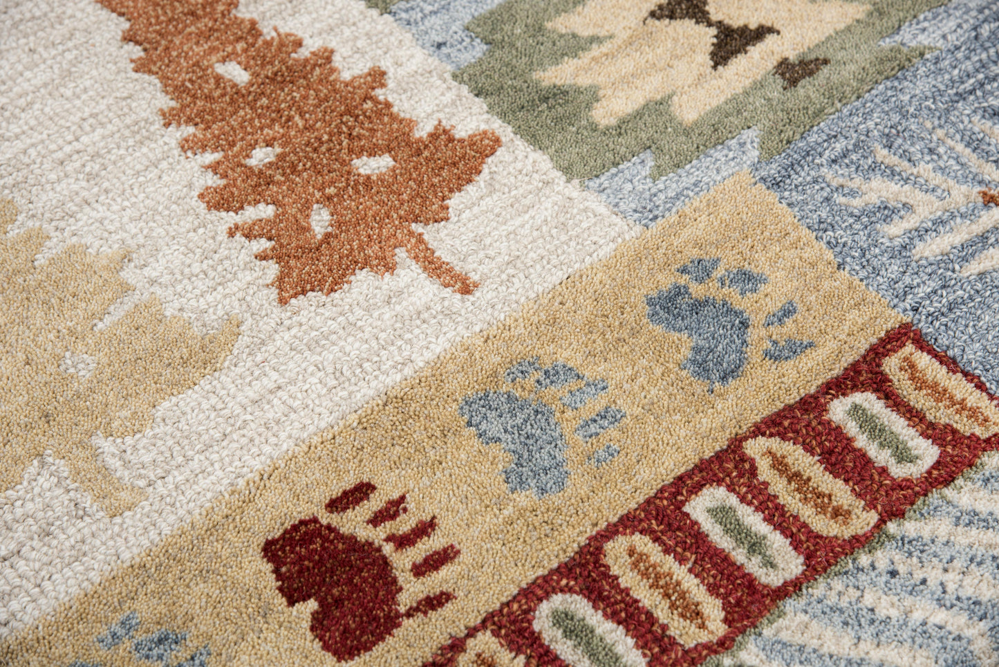 Northwoods NWD101 Red Hand-Tufted Rug - Rizzy