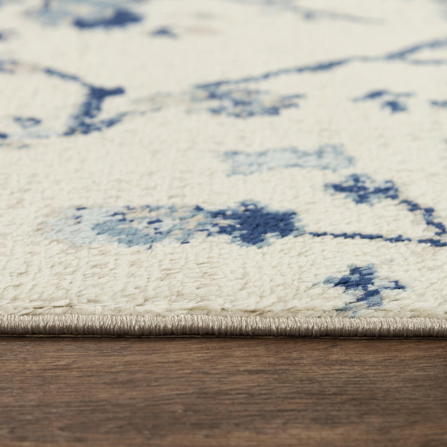 Palace PLC857 Lt. Blue Machine-Made Rug - Rizzy