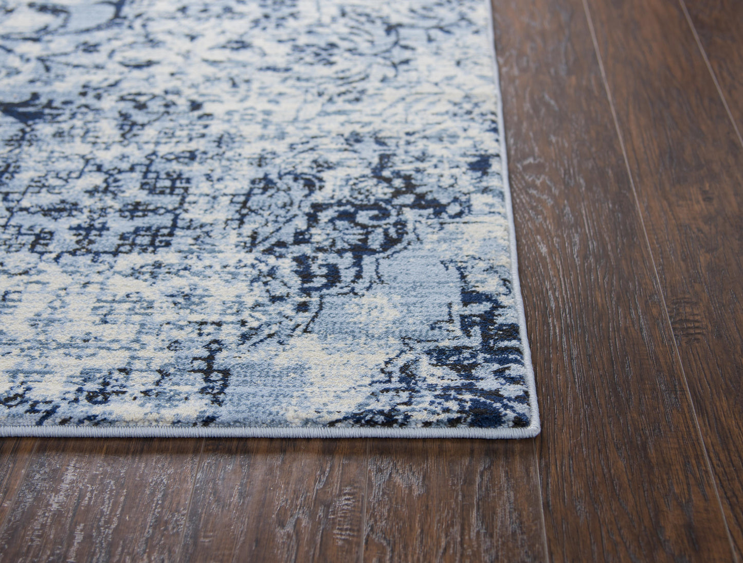 Panache PN6959 Ivory/Blue Machine-Made Rug - Rizzy