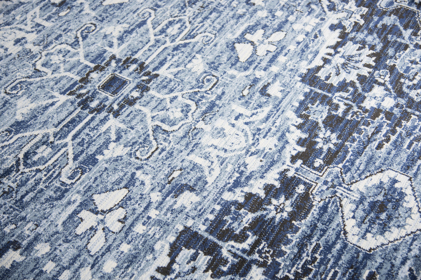 Panache PN6962 Blue/Ivory Machine-Made Rug - Rizzy