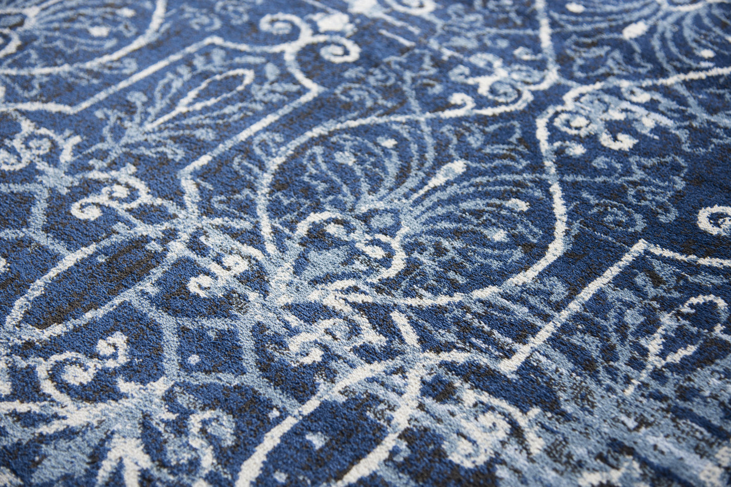 Panache PN6964 Blue/Ivory Machine-Made Rug - Rizzy