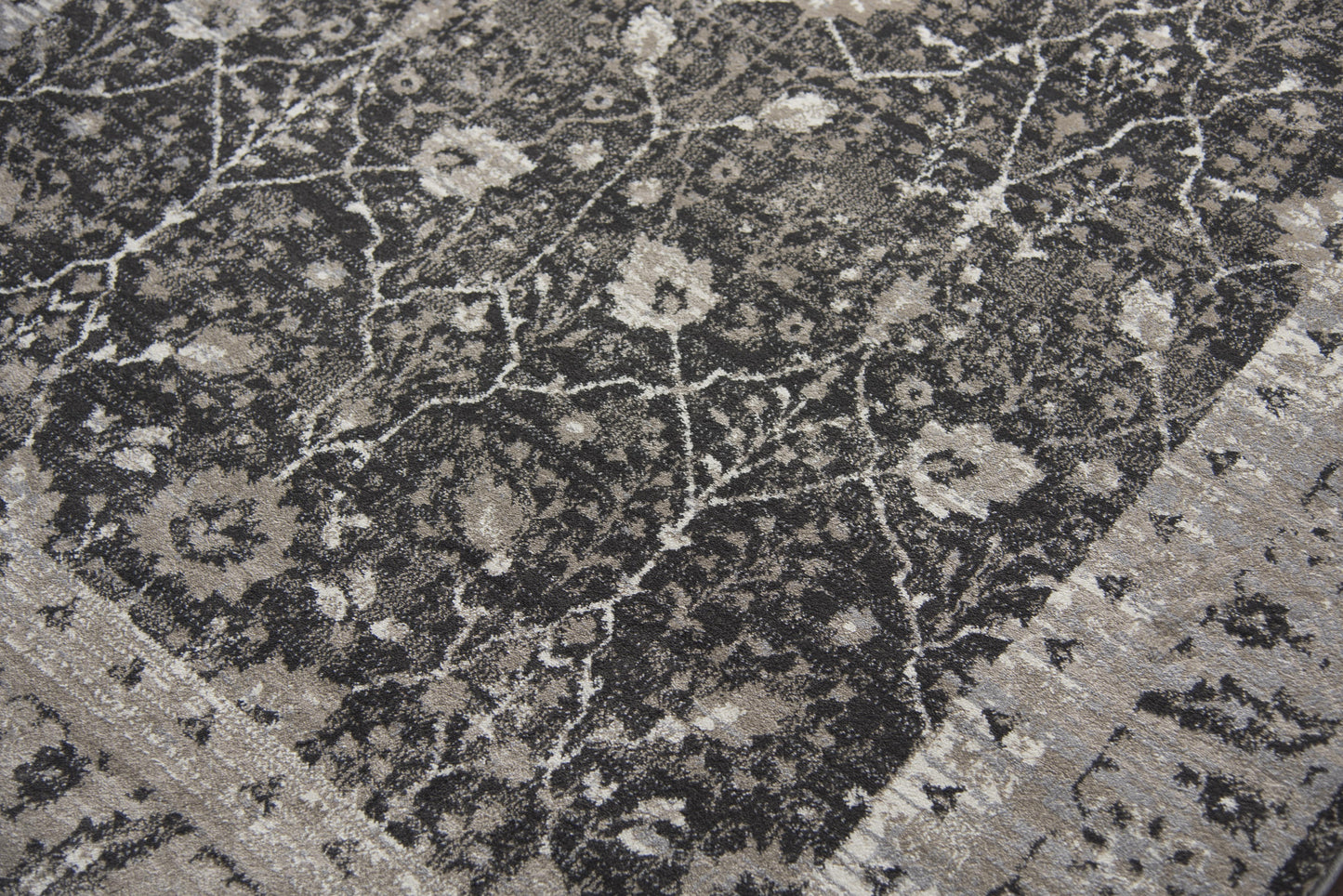 Panache PN6966 Black/Taupe Machine-Made Rug - Rizzy