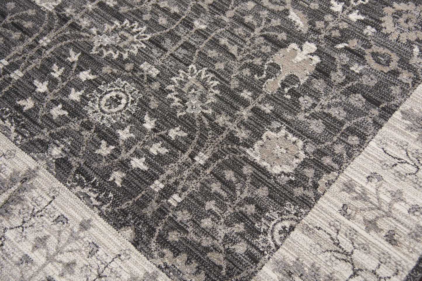 Panache PN6975 Gray/Taupe Machine-Made Rug - Rizzy