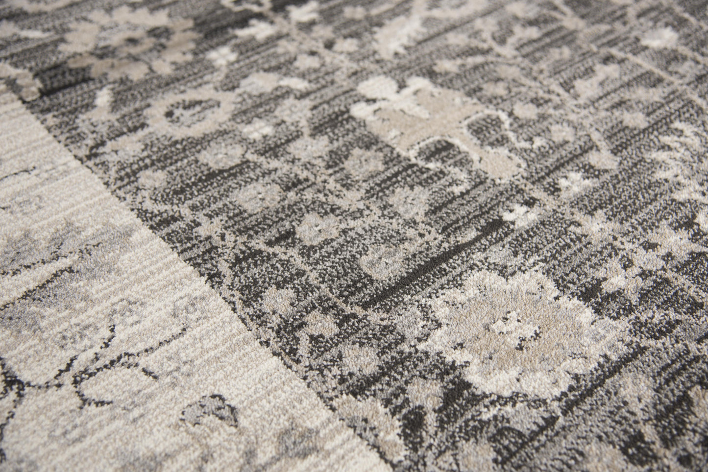 Panache PN6975 Gray/Taupe Machine-Made Rug - Rizzy