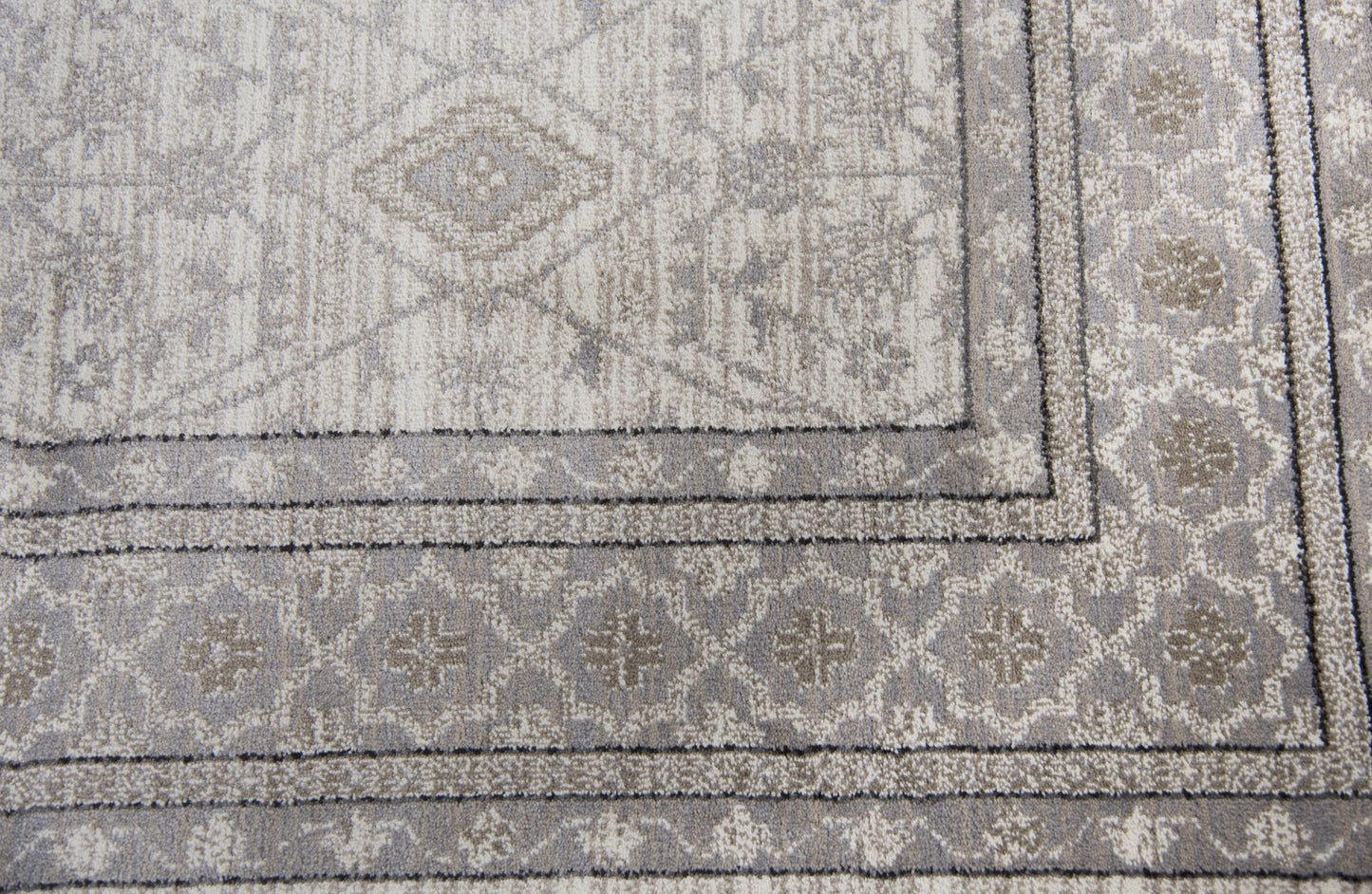 Panache PN6976 Beige/Taupe Machine-Made Rug - Rizzy