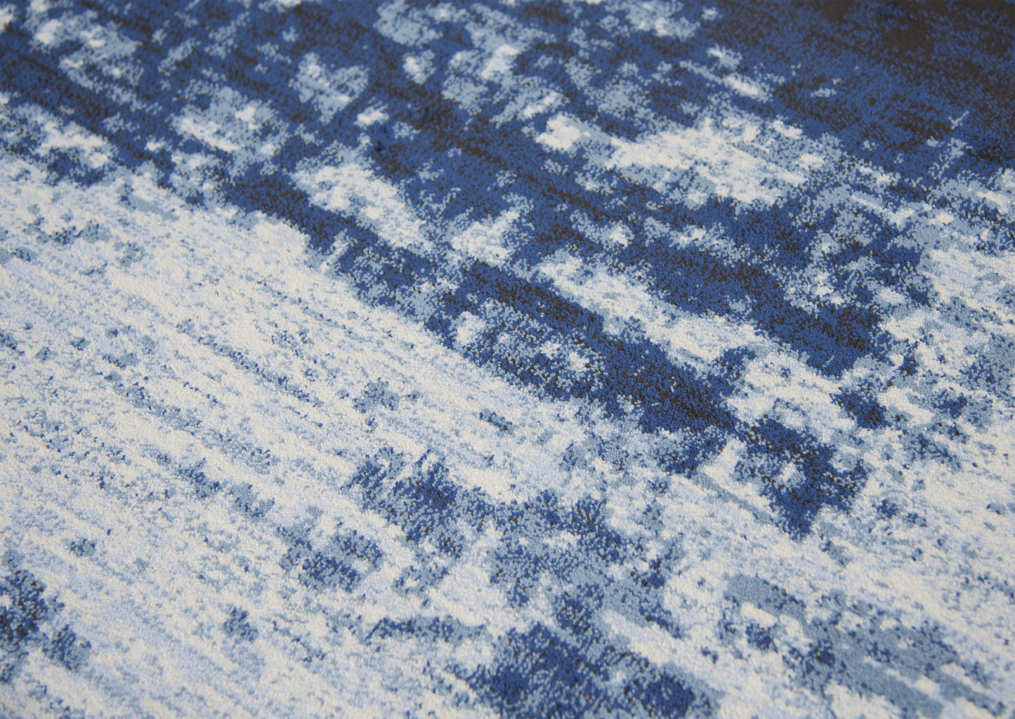 Panache PN6988 Ivory/Blue Machine-Made Rug - Rizzy