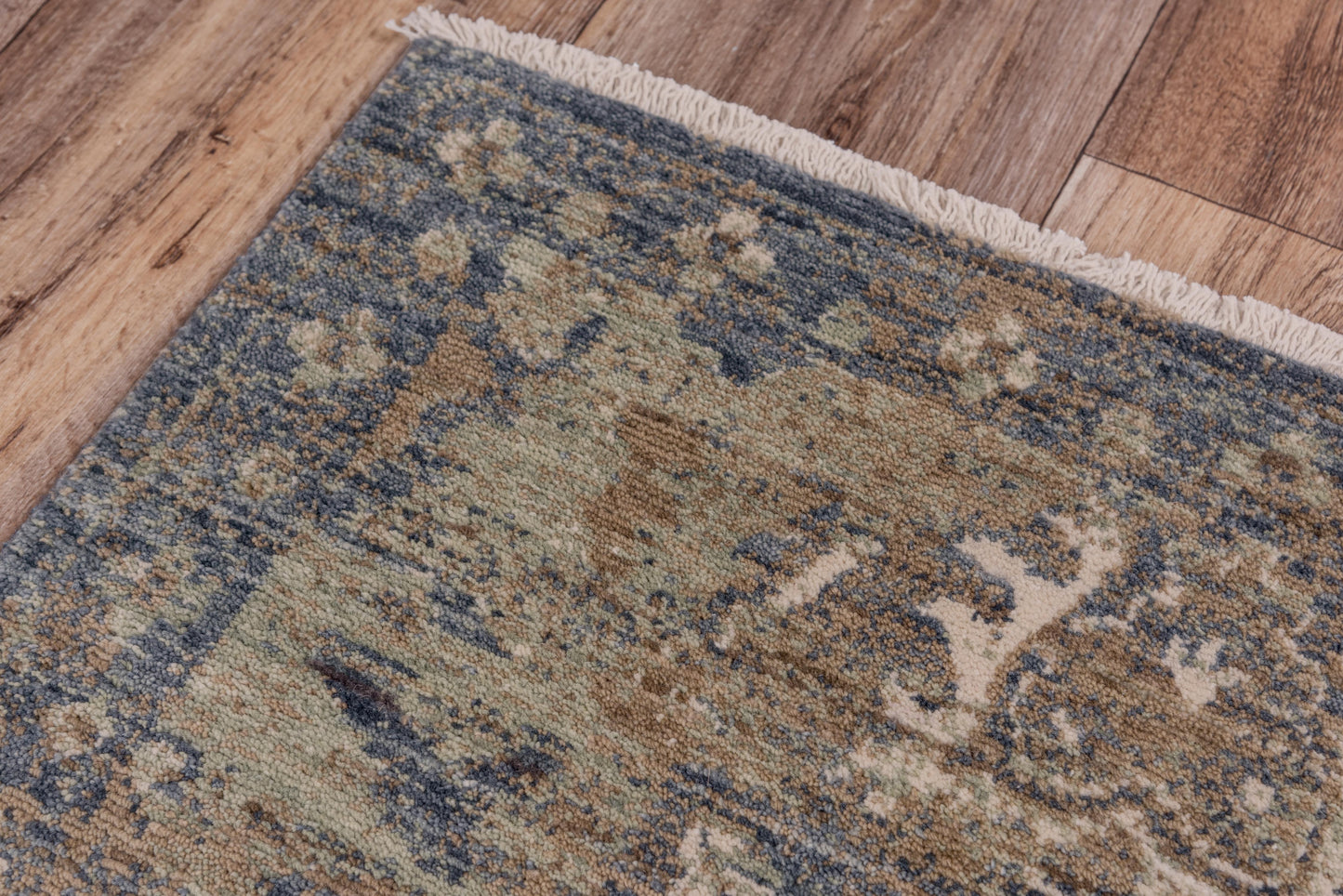 Platinum PNM105 Charcoal Hybrid Rug - Rizzy