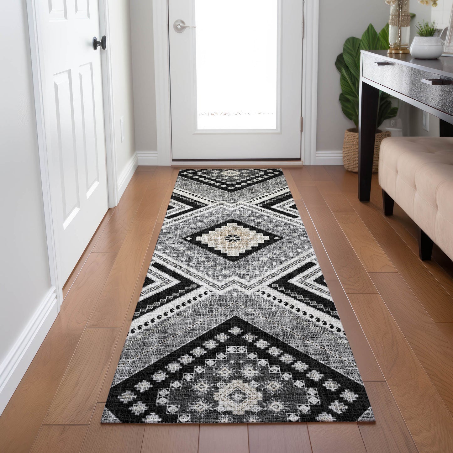 Machine Made Portico PO5 Black - Dalyn Rugs