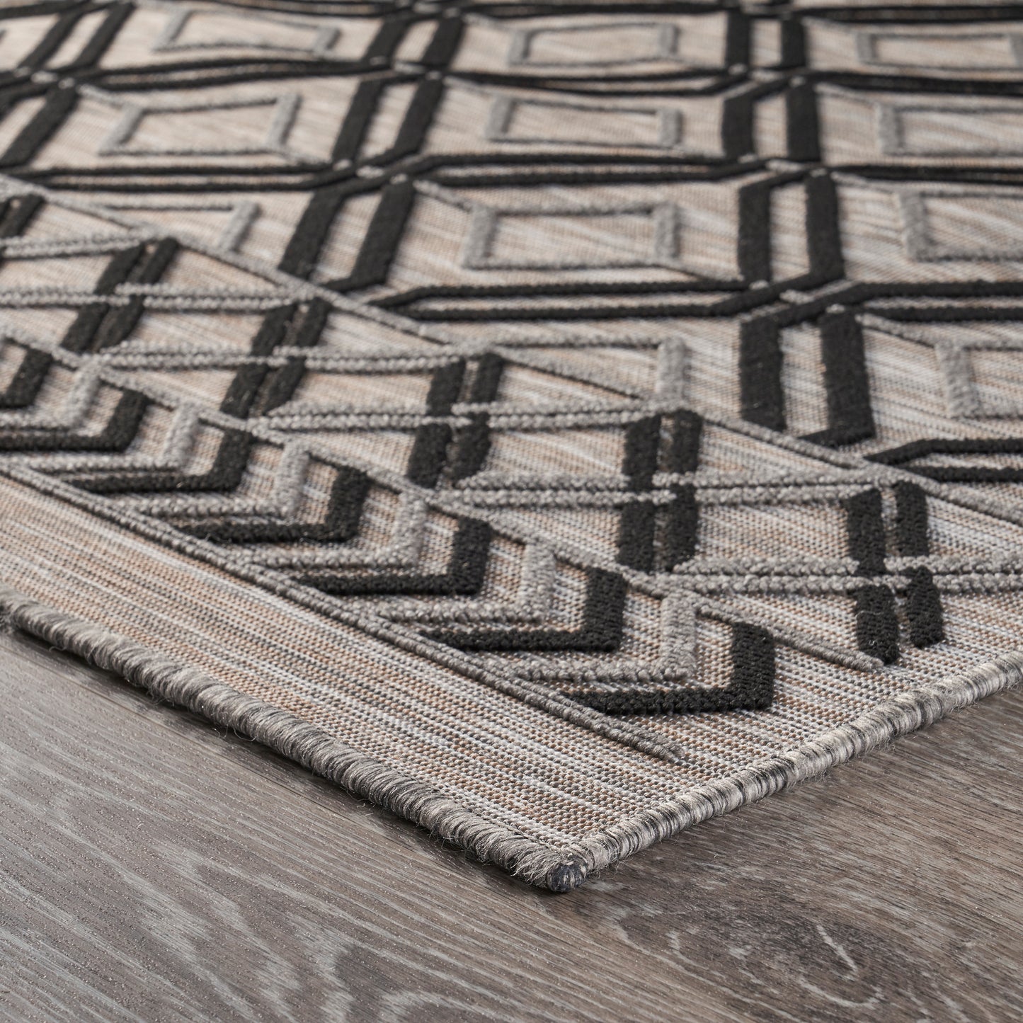 Retreat-81600 Contemporary Power-Loomed Black/Gray Polypropylene Indoor/Outdoor Area Rug - LR Home