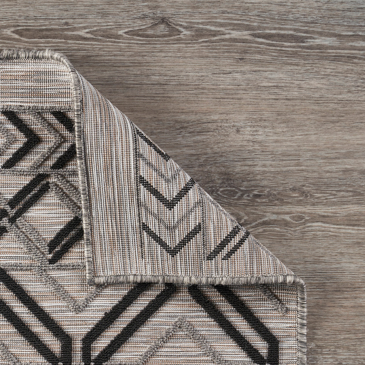 Geometric Daze Indoor/Outdoor Rug - close-up detail